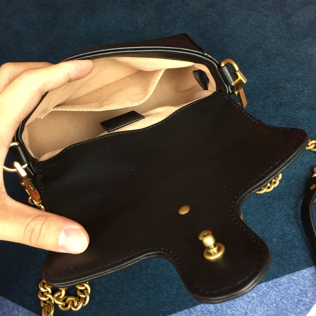 G*u*i GG MARMONT MATELASSÉ MINI BAG BLACK 21.6 x12.7 x 6.4cm