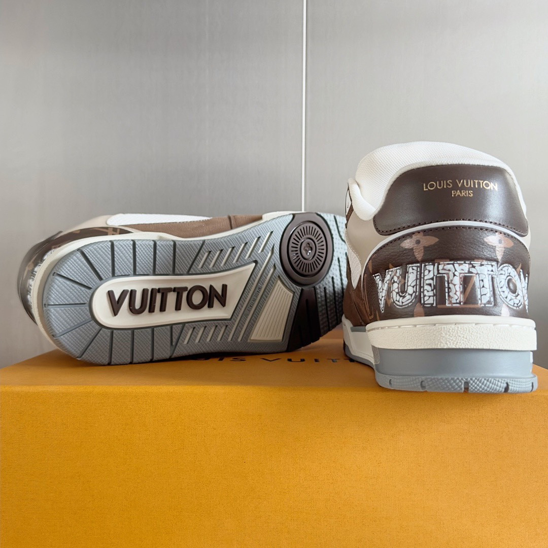 UA LV Trainer Sneaker