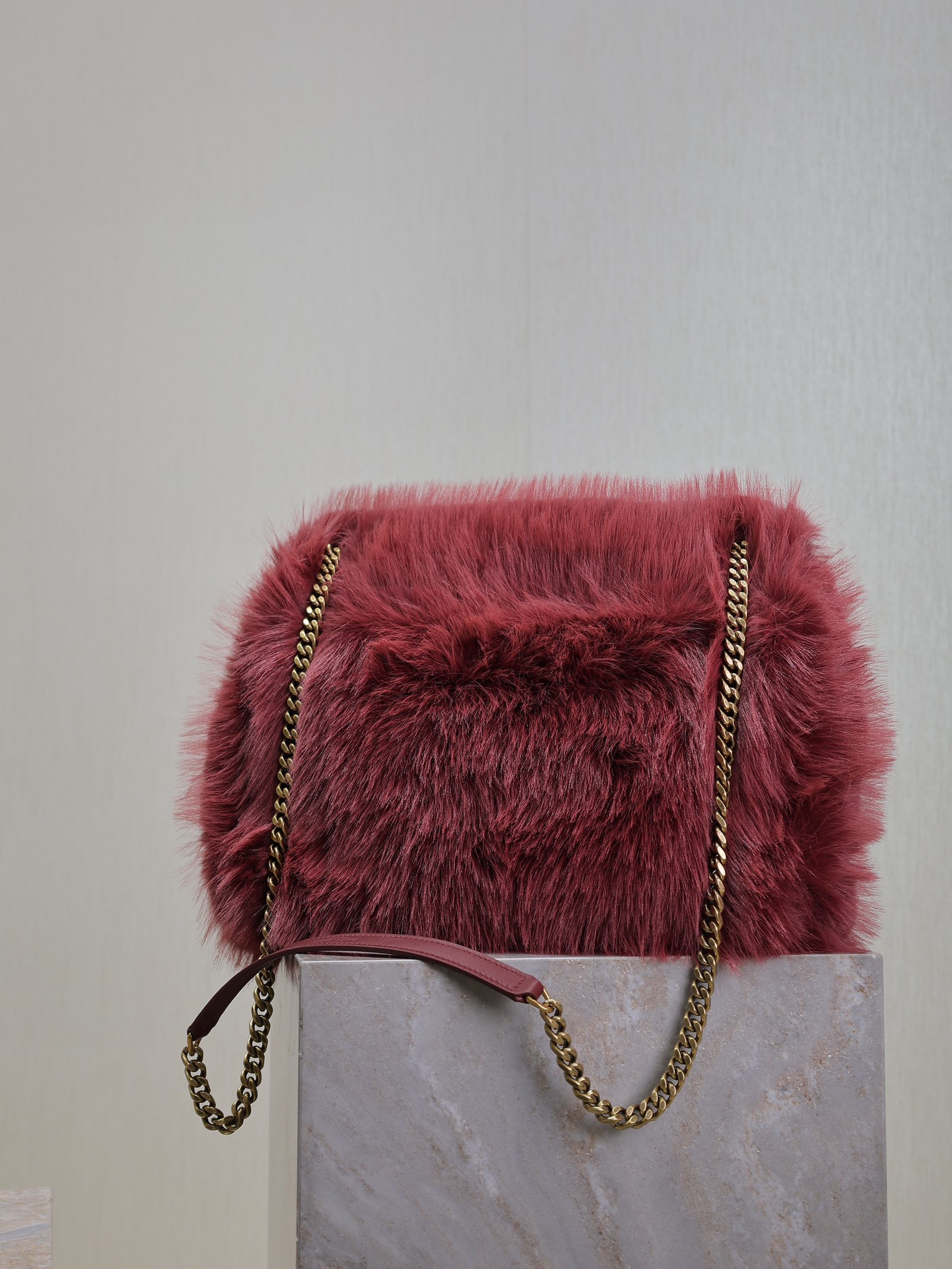Y*L NIKI LARGE IN SHEARLING 32x23x9cm