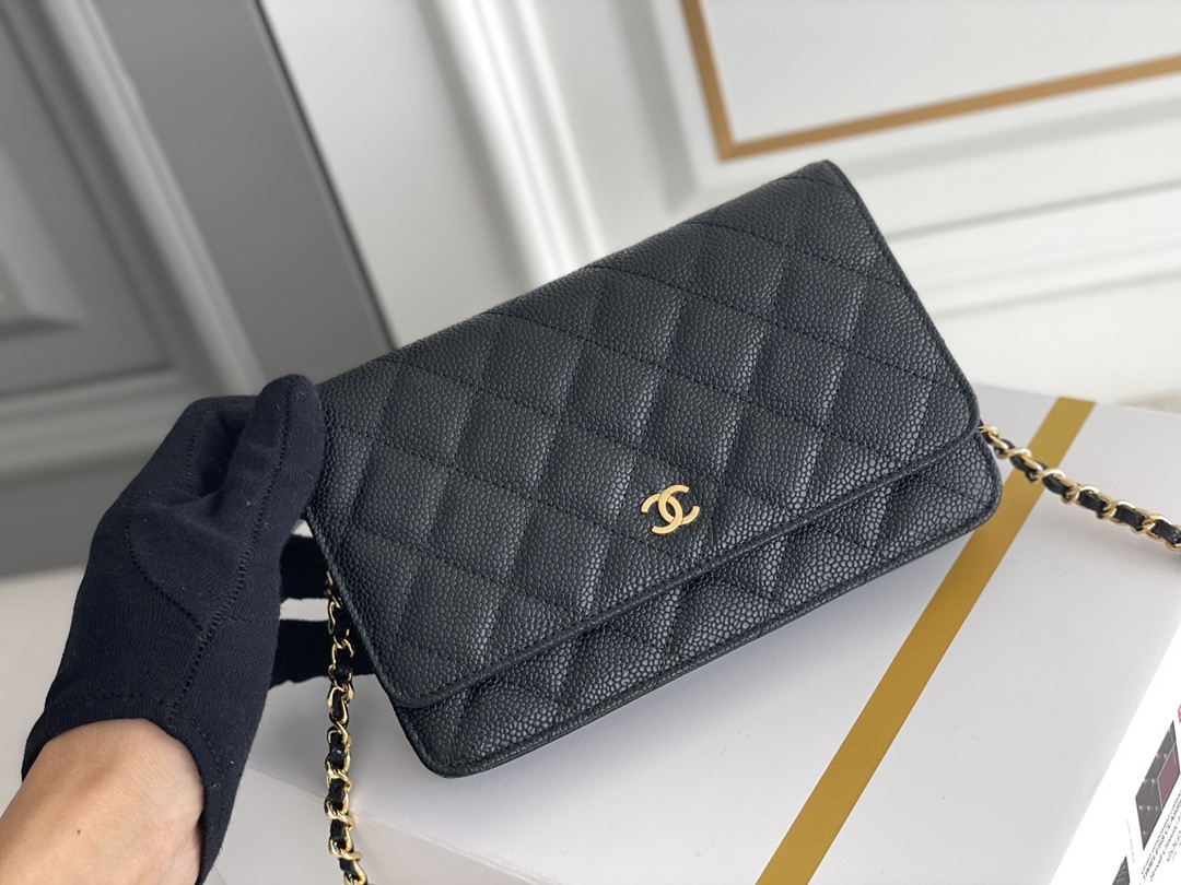 Ch*el WOC CLASSIC WALLET ON CHAIN Gold Buckle 12.3x19.2x3.5cm