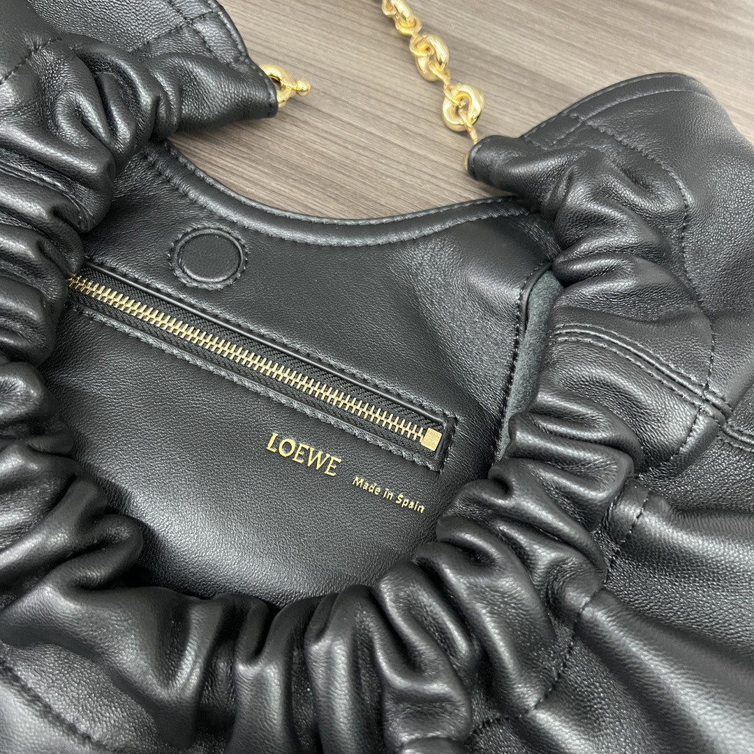 L0ew* Medium Squeeze bag in mellow nappa lambskin 34x33x13.5cm
