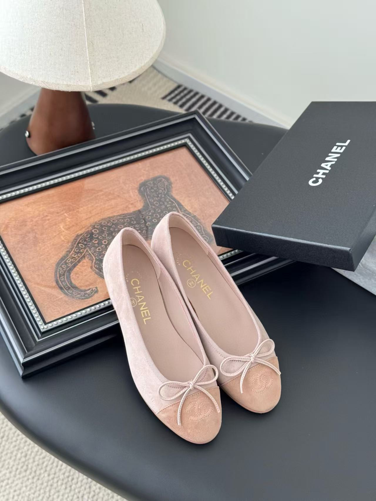 UA Ch*el Ballet flats