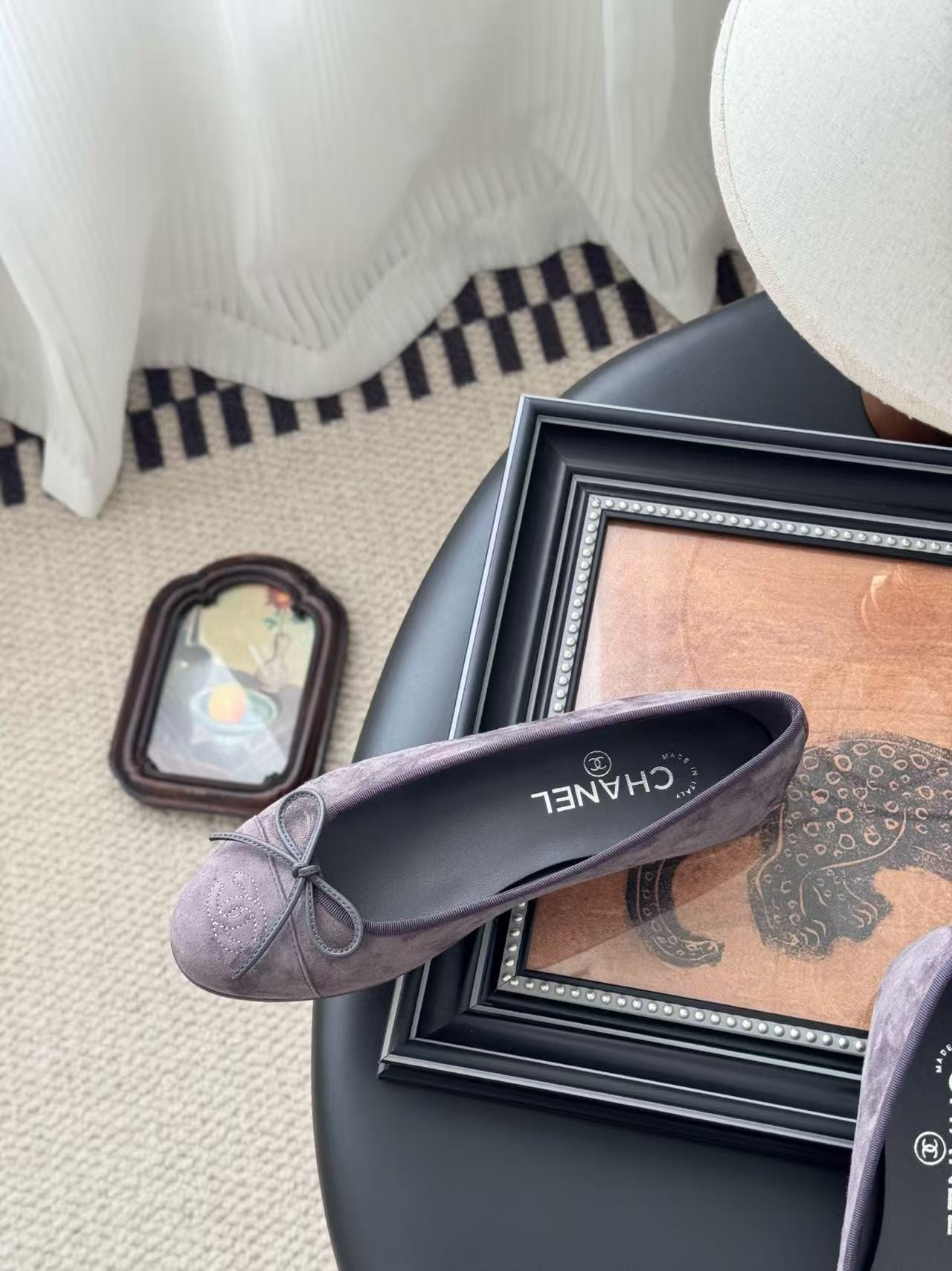 UA Ch*el Ballet flats