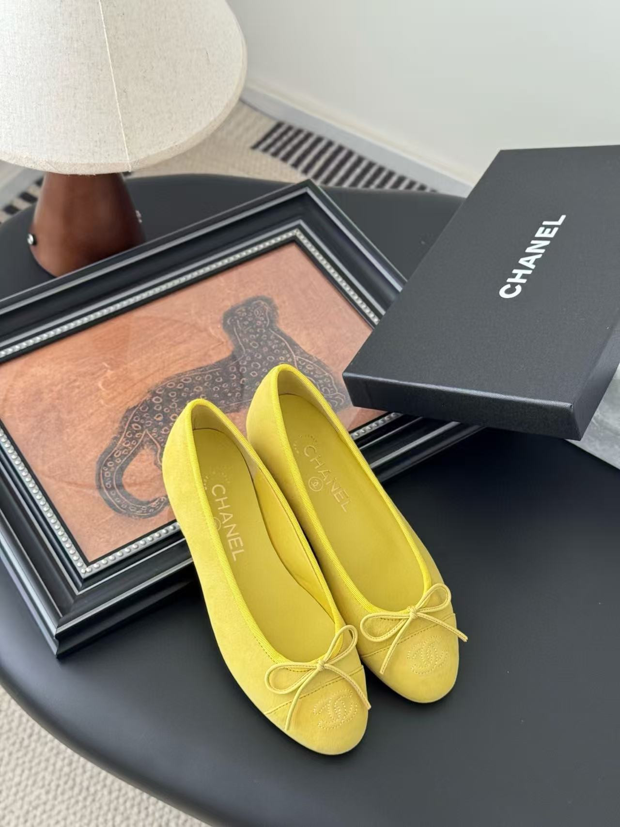 UA Ch*el Ballet flats