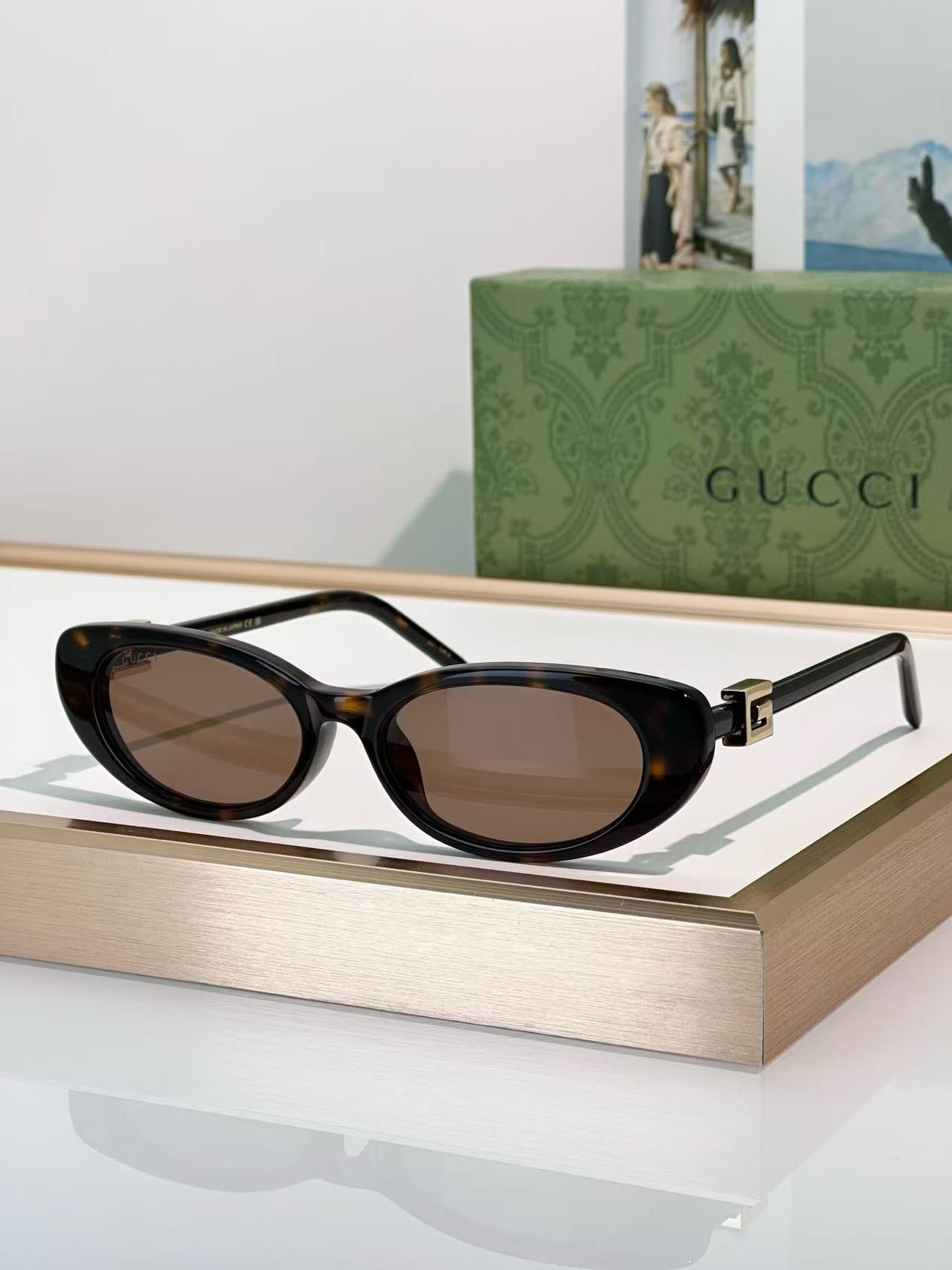 G*u*i glasses gg1680s 52-17-140