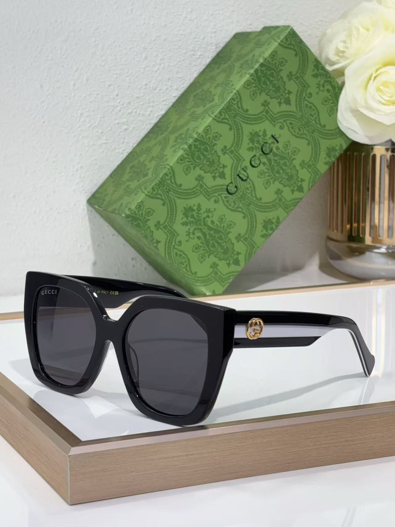 G*u*i glasses gg1300s