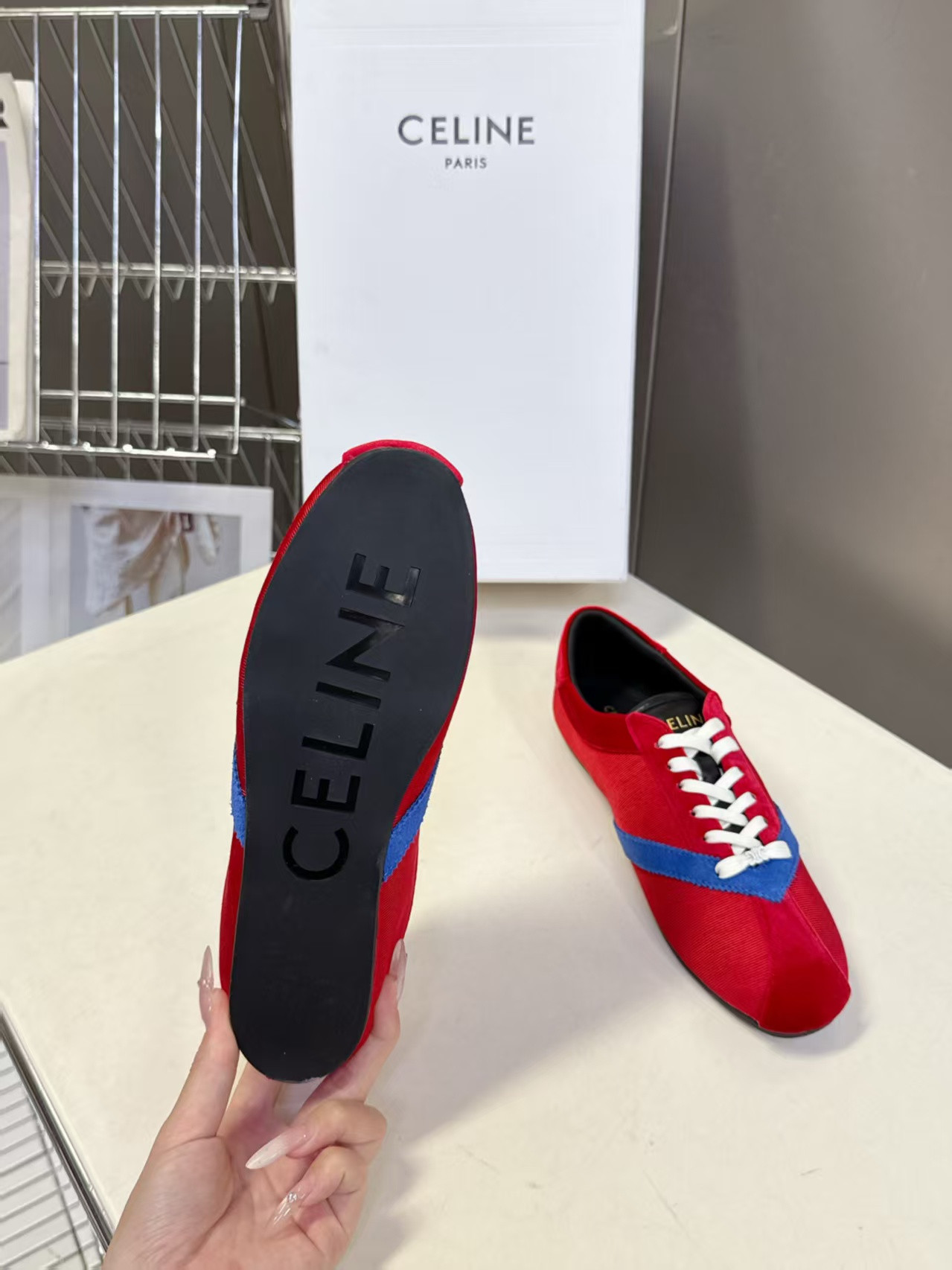 ua Ce**e the flat sneaker