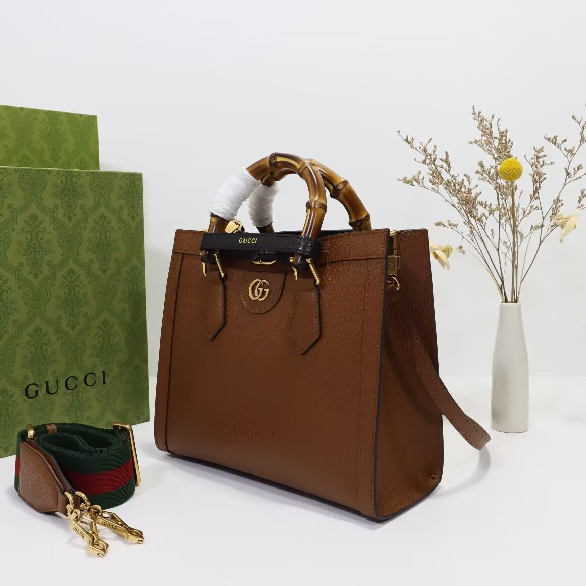 G*u*i Diana Tote Bag 27x24x11cm
