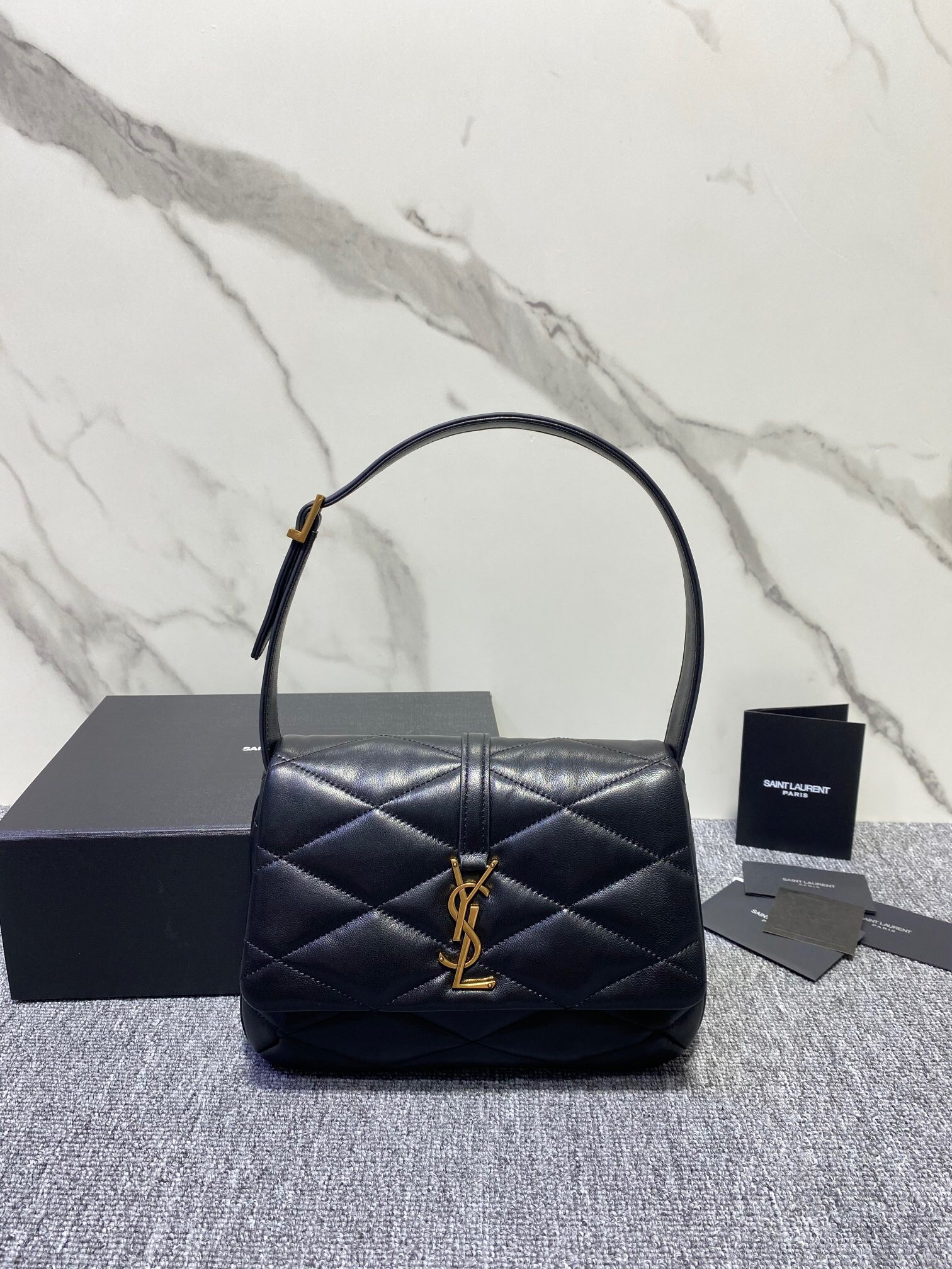 Sa**t Lau*nt LE 57 HOBO BAG IN QUILTED LAMBSKIN