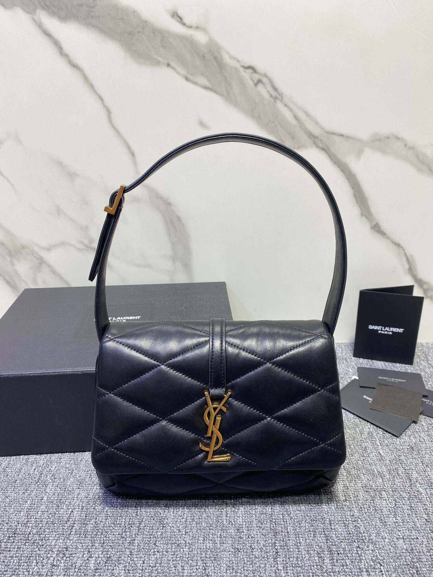 Sa**t Lau*nt LE 57 HOBO BAG IN QUILTED LAMBSKIN