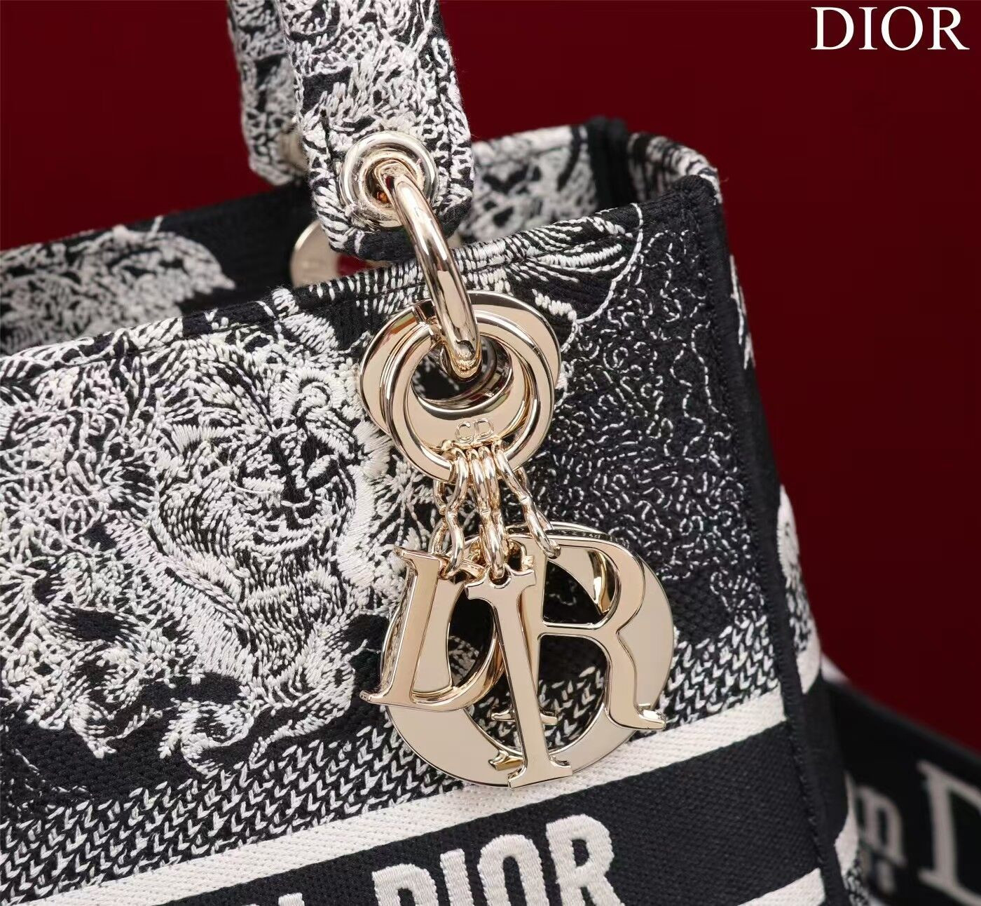 MEDIUM D*0r LADY D-LITE BAG 24 x 20 x 11 cm