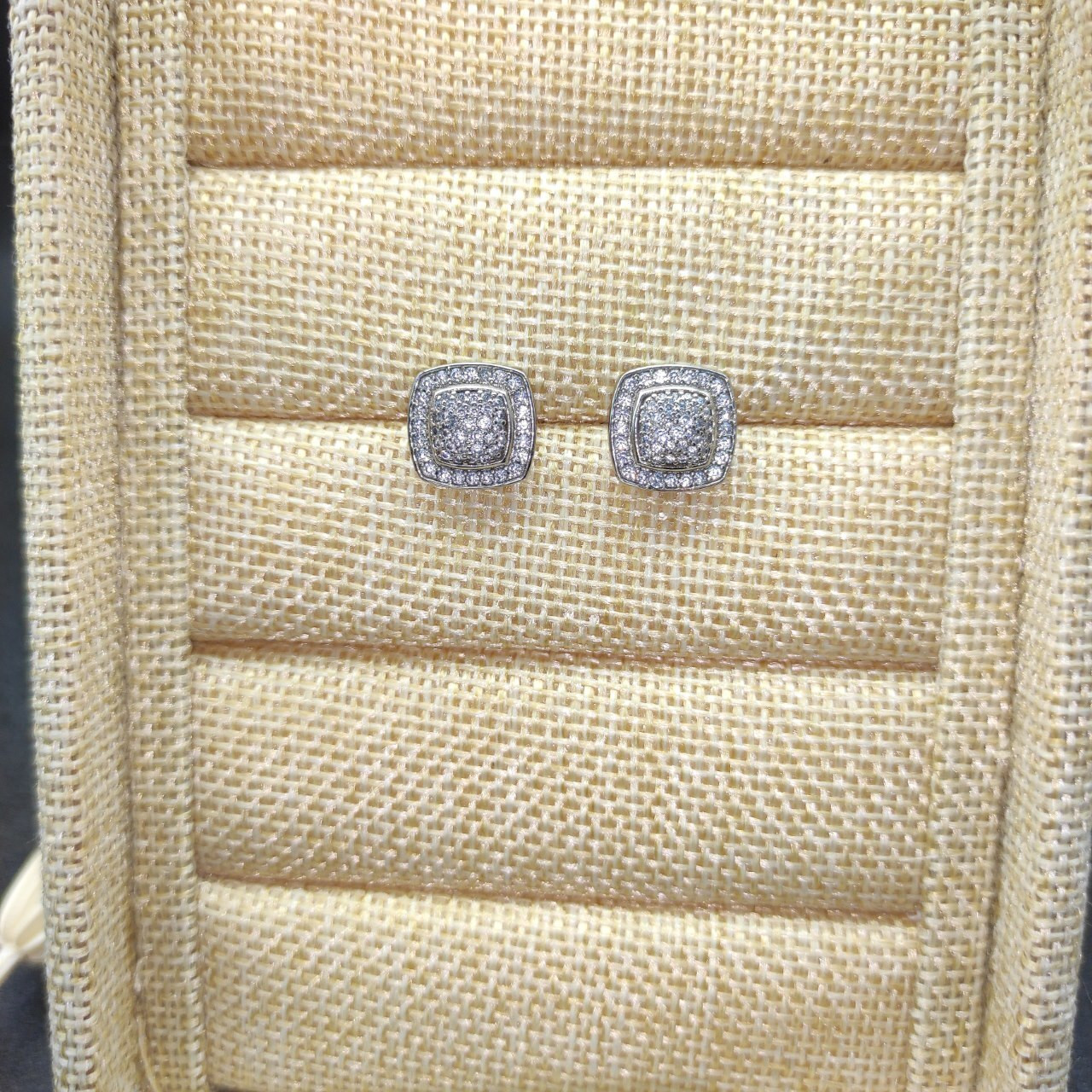 dau1d Yvrm*n square di*m*nd earrings