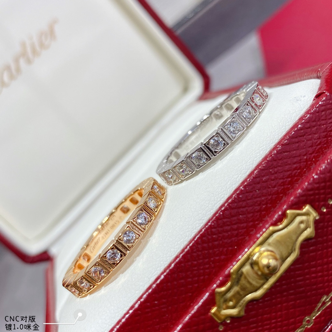 Ca*t*er Alternating diamond-set Ring