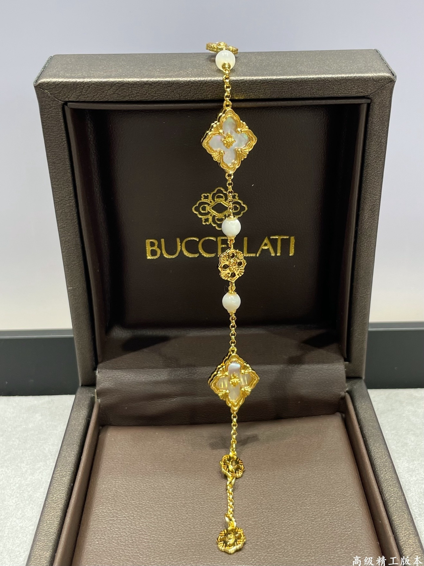Bvcce11ati three flowers bracelet