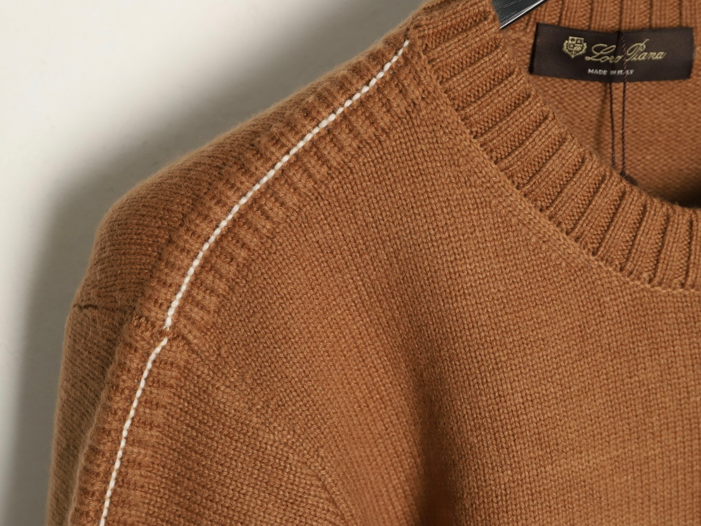 L**o p*ana LP knitting Sweaters