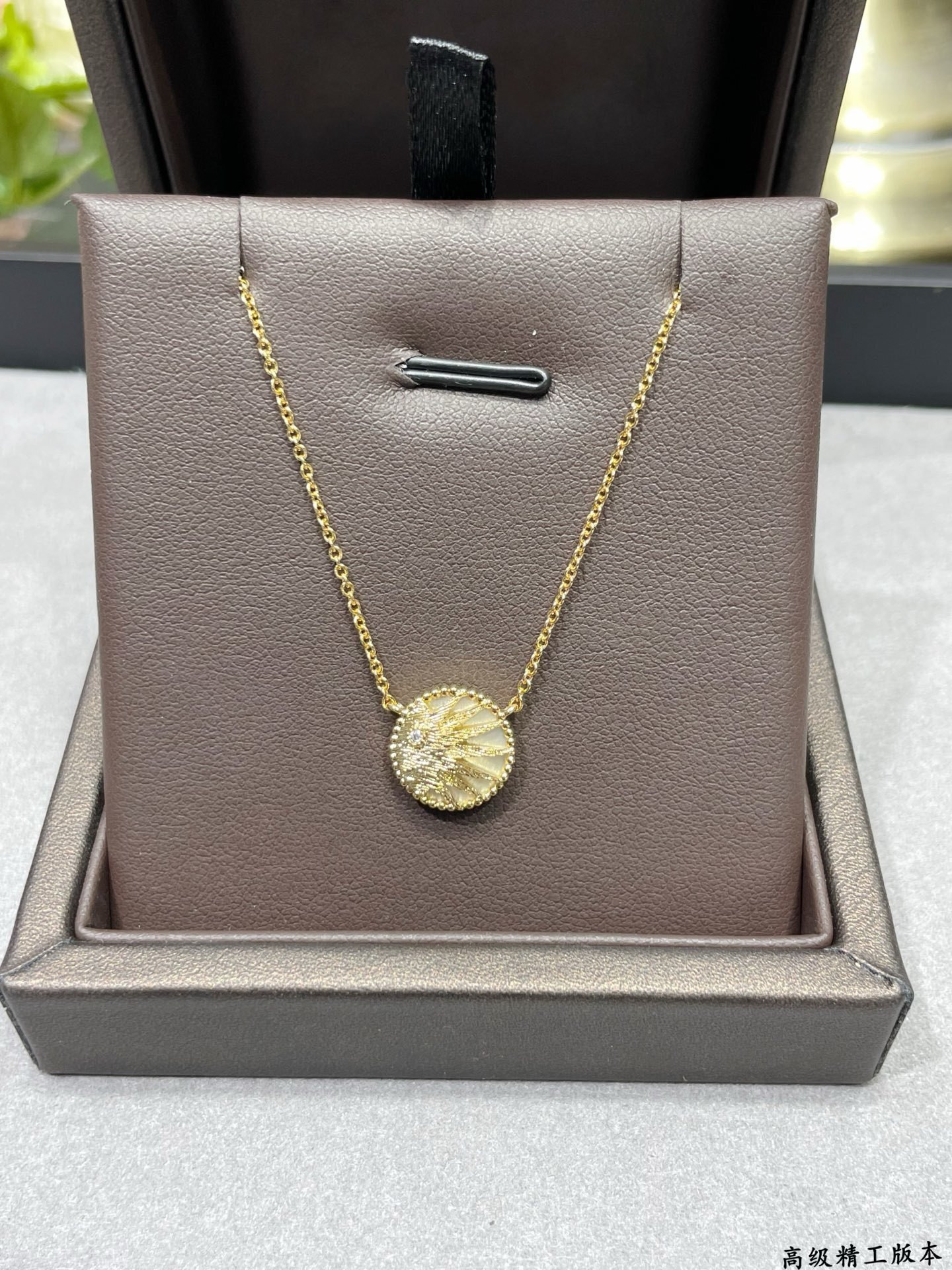 D*or rose céleste medallion necklace