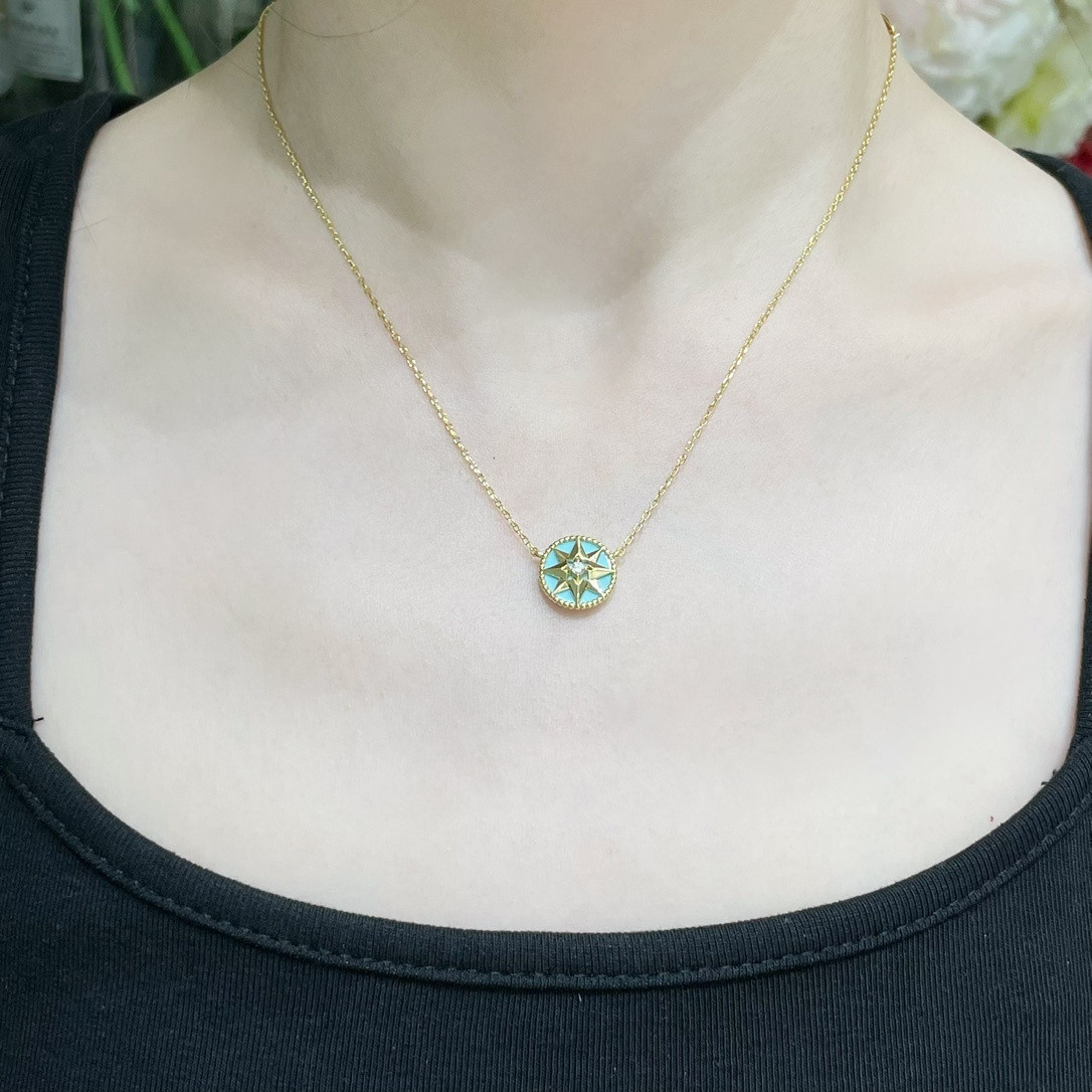 D*or rose des vents necklace