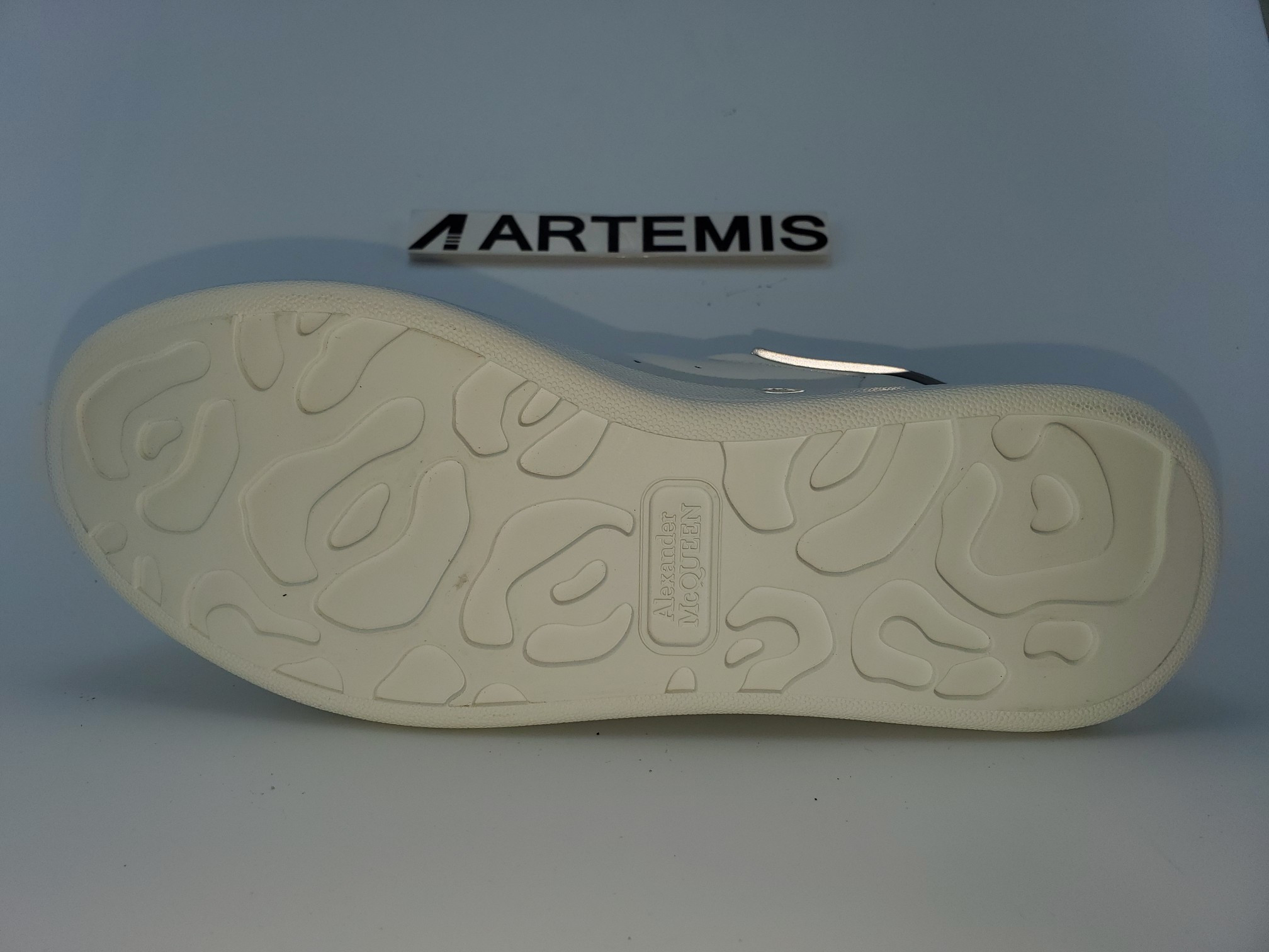 ale*d*r M*Q*en trainers long tongue 3m reflective