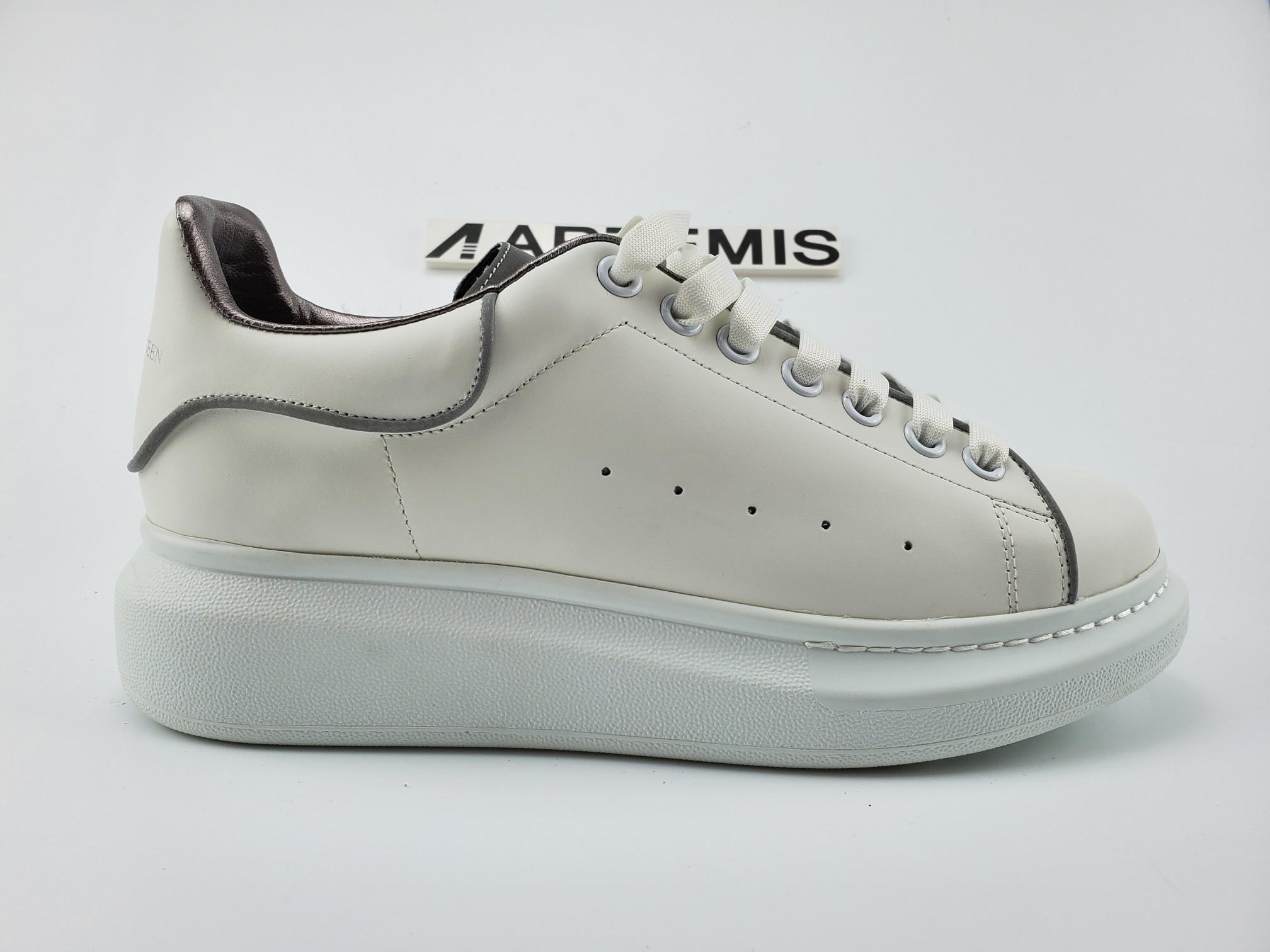ale*d*r M*Q*en trainers long tongue 3m reflective
