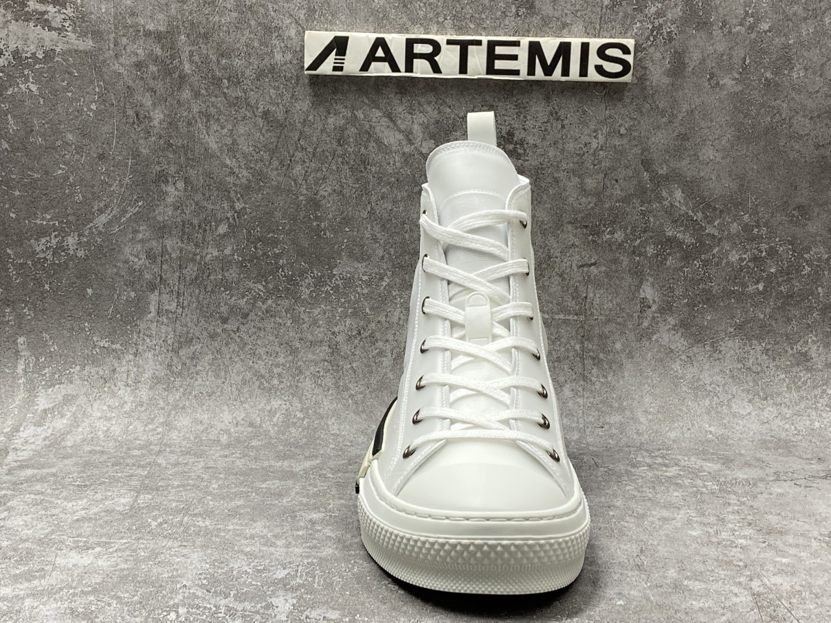 D*0r B23 High Top White