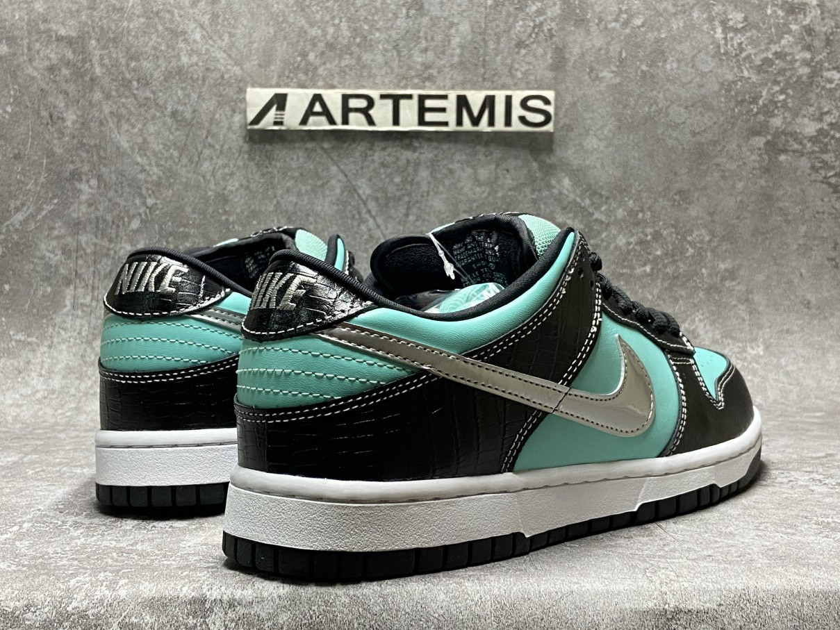 Nike Dunk SB Low Diamond S*pply Co. T*f*ny