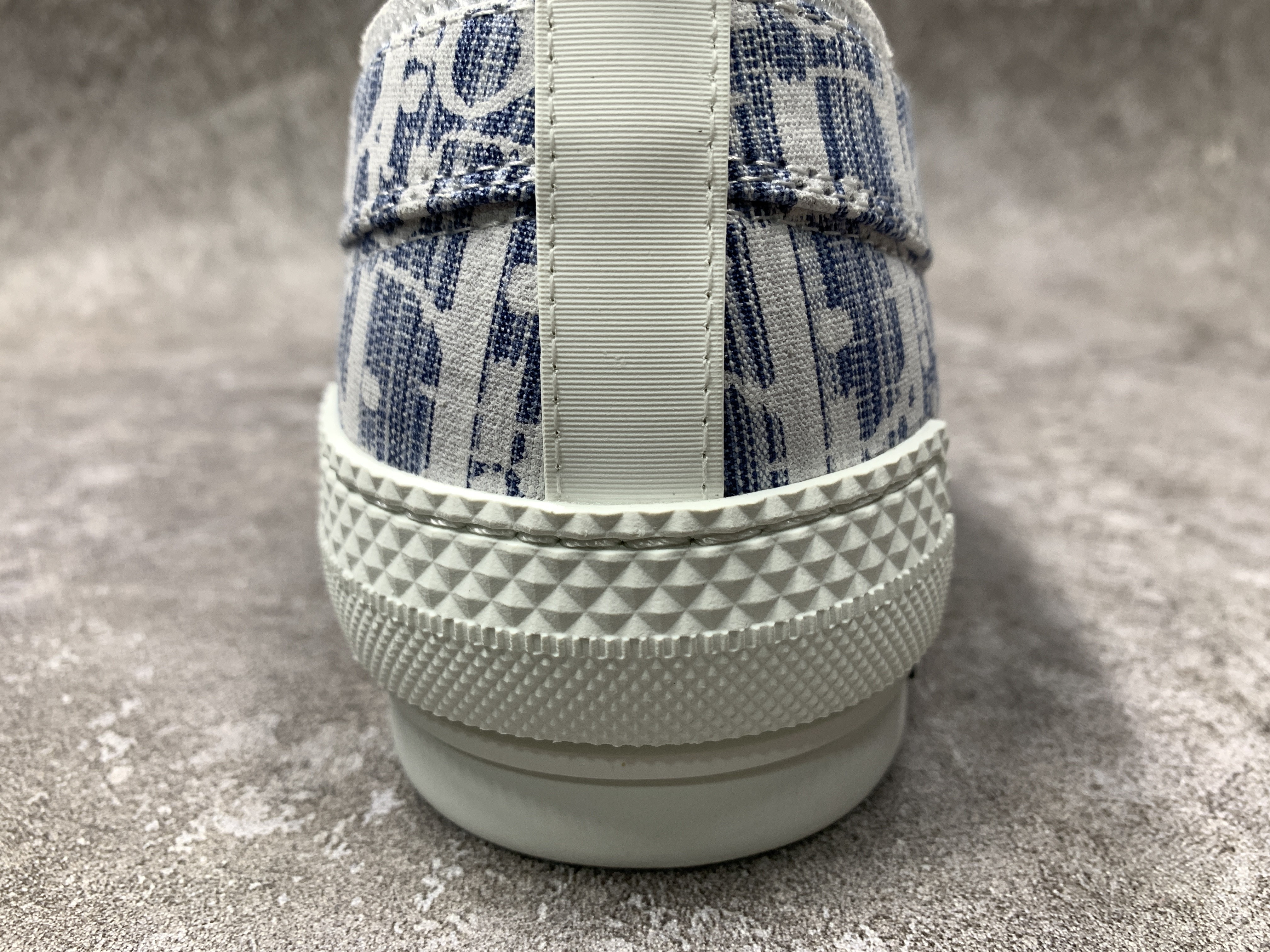 D*0r B23 Low Blue