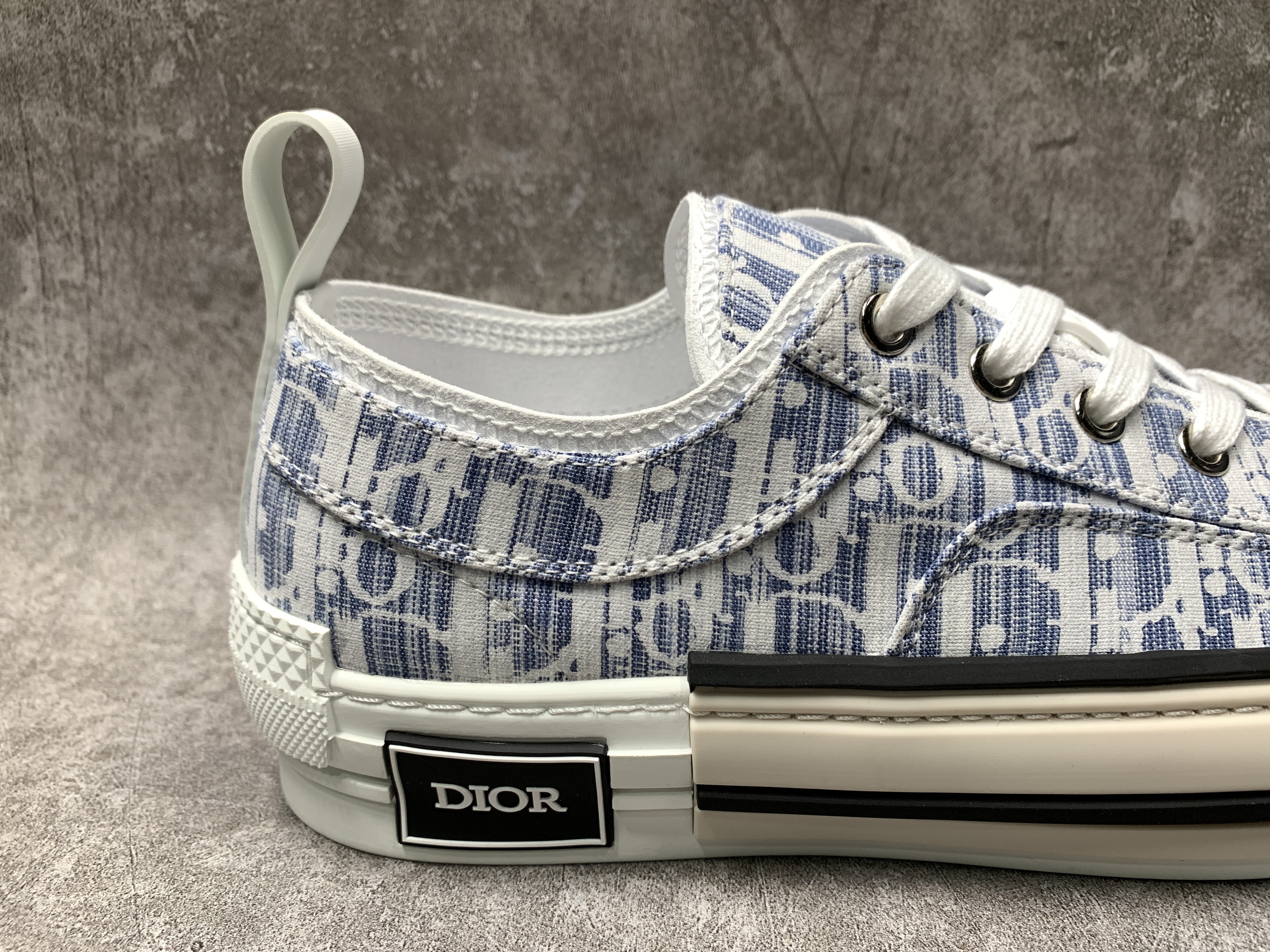 D*0r B23 Low Blue
