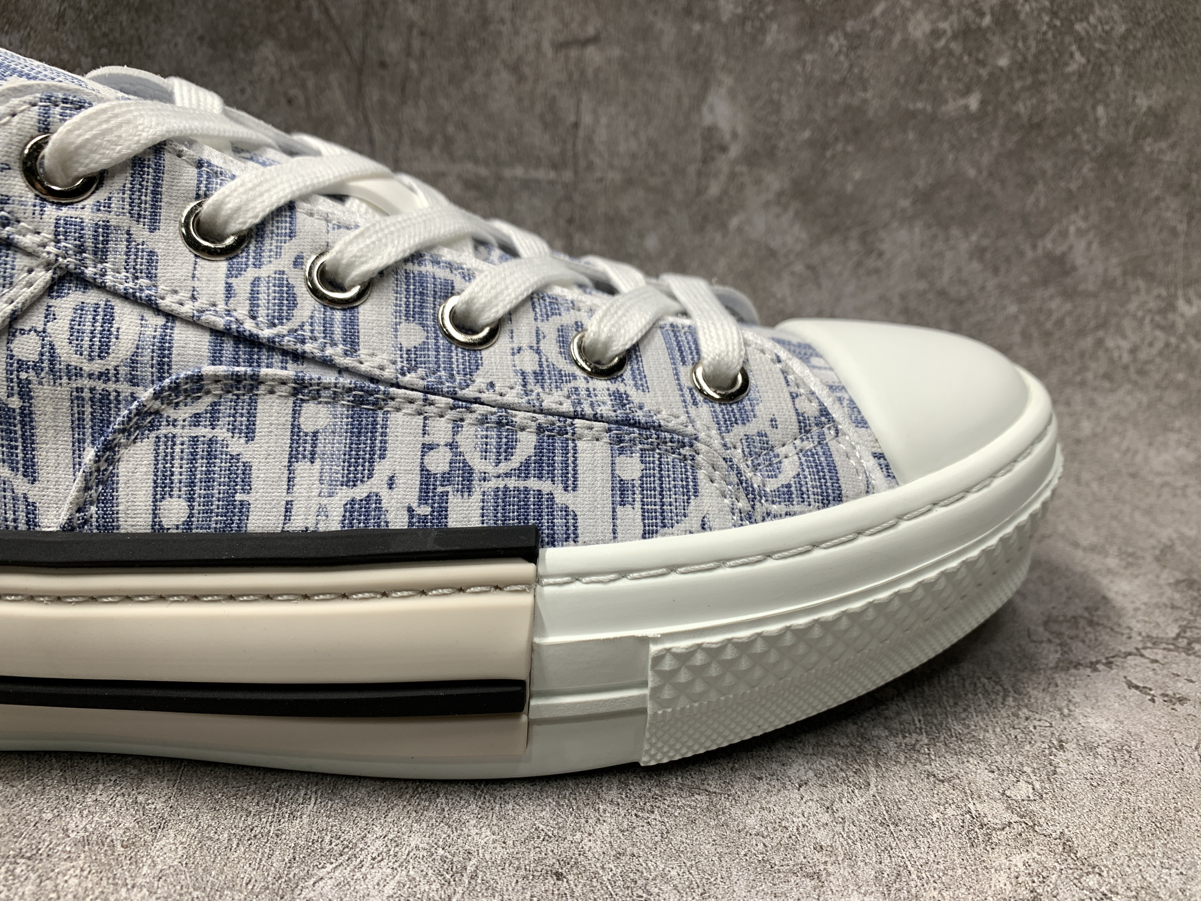 D*0r B23 Low Blue