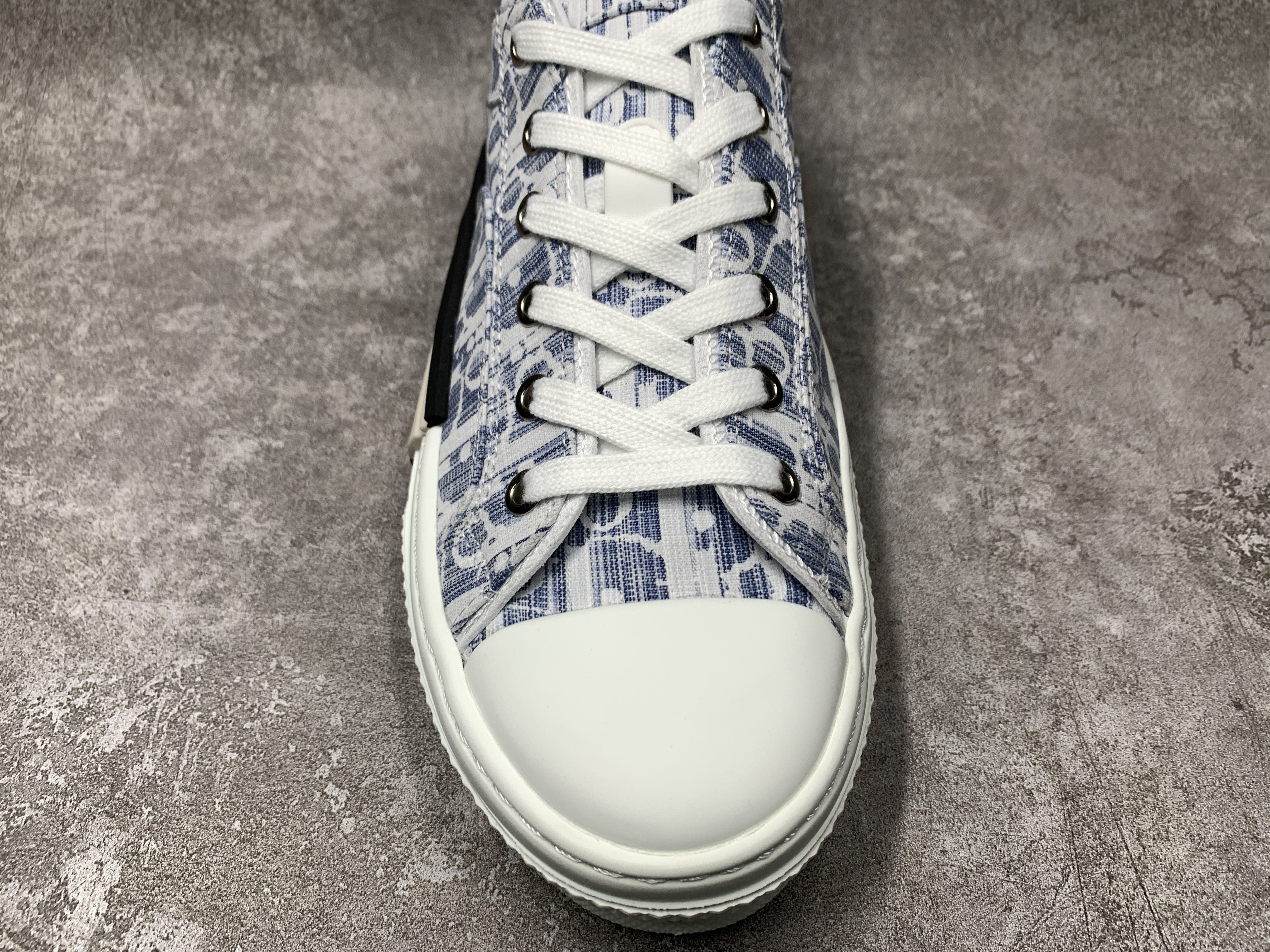 D*0r B23 Low Blue
