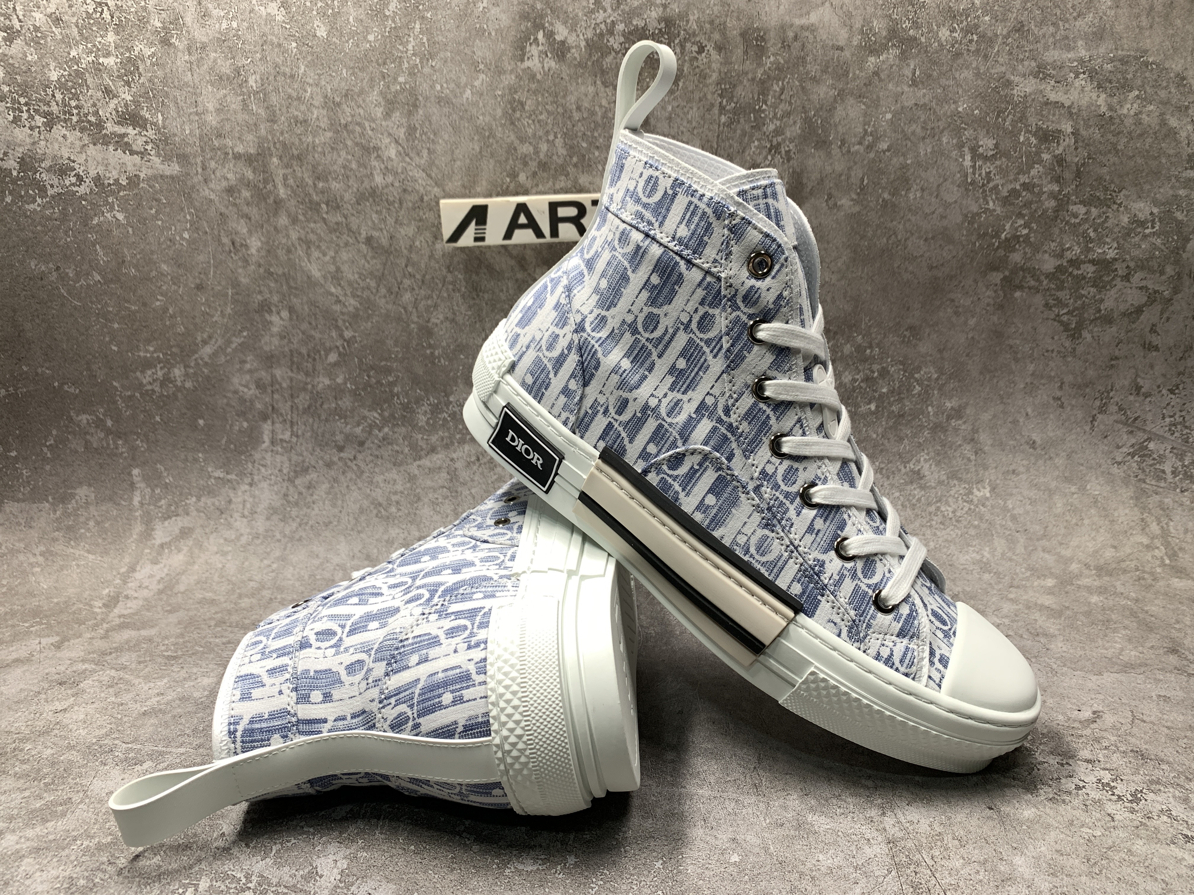 D*0r B23 High Blue