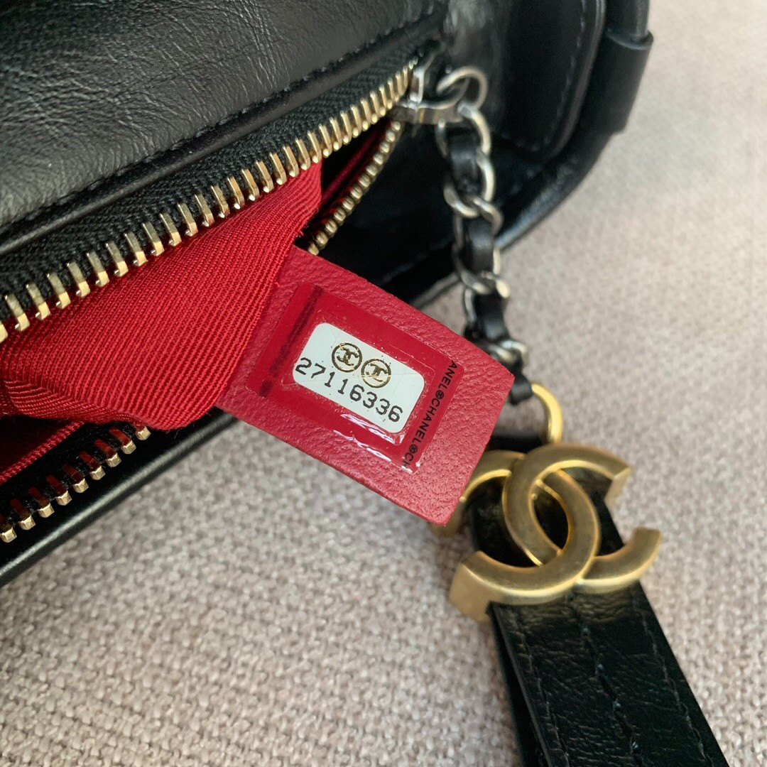 Ch*el Gabrielle Small bag 20cm