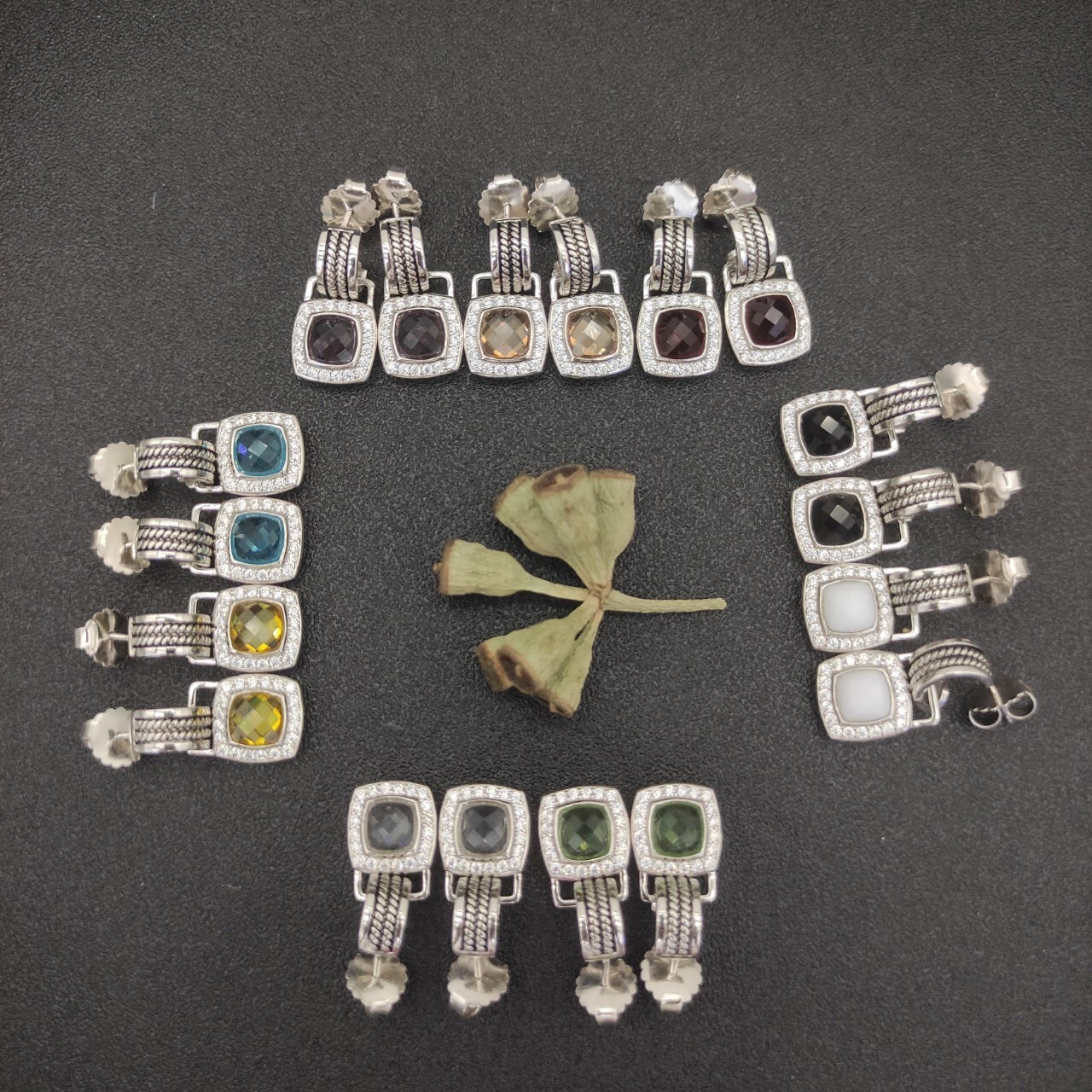 dau1d Yvrm*n square di*m*nd earrings(main stone 7mm)