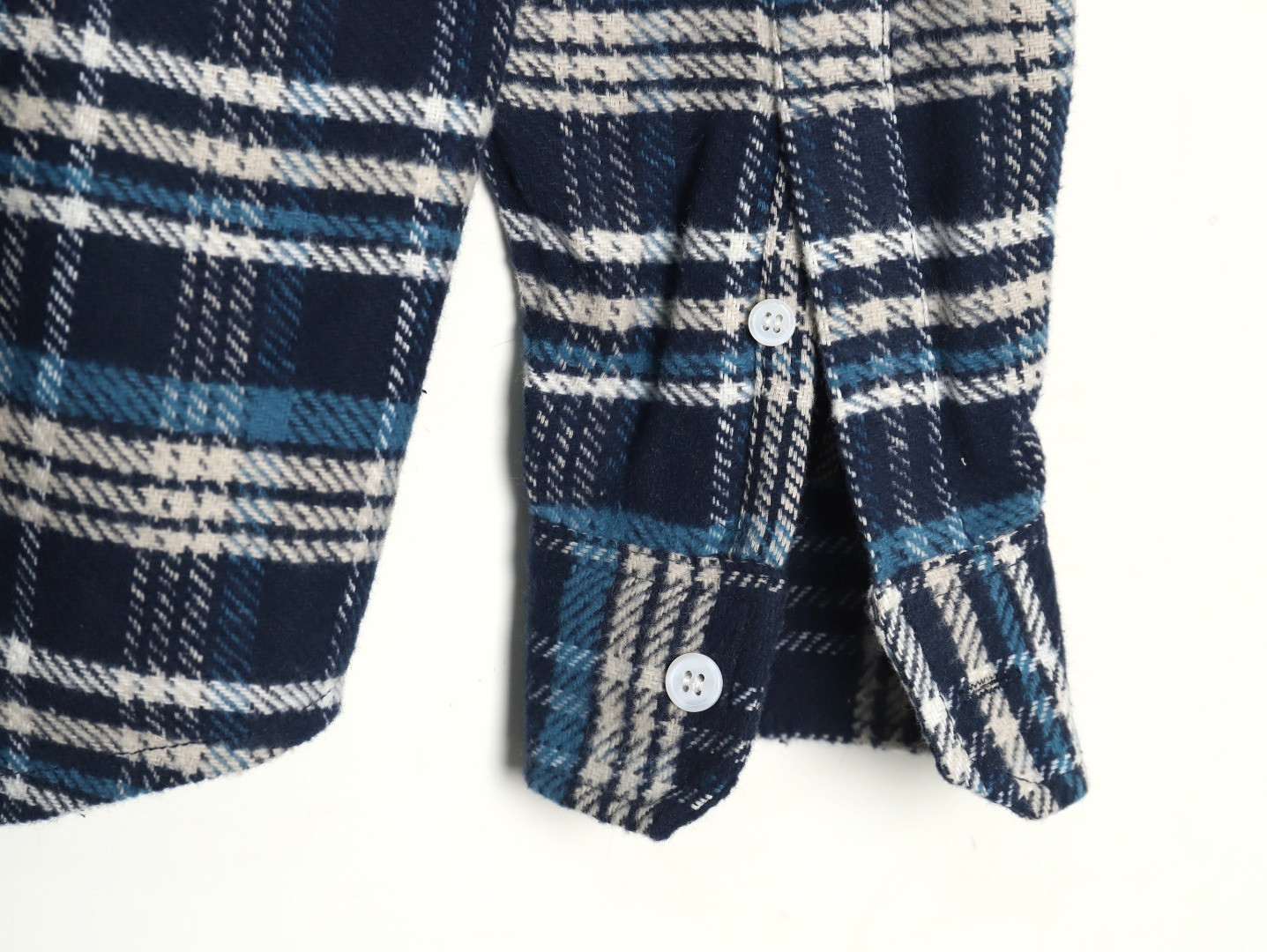 Ce**e Shirts Coats