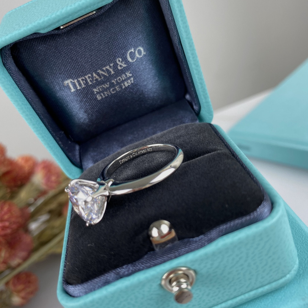 T*f*ny & Co. Six-Prong Ring High-Carbon Diamond Ag925