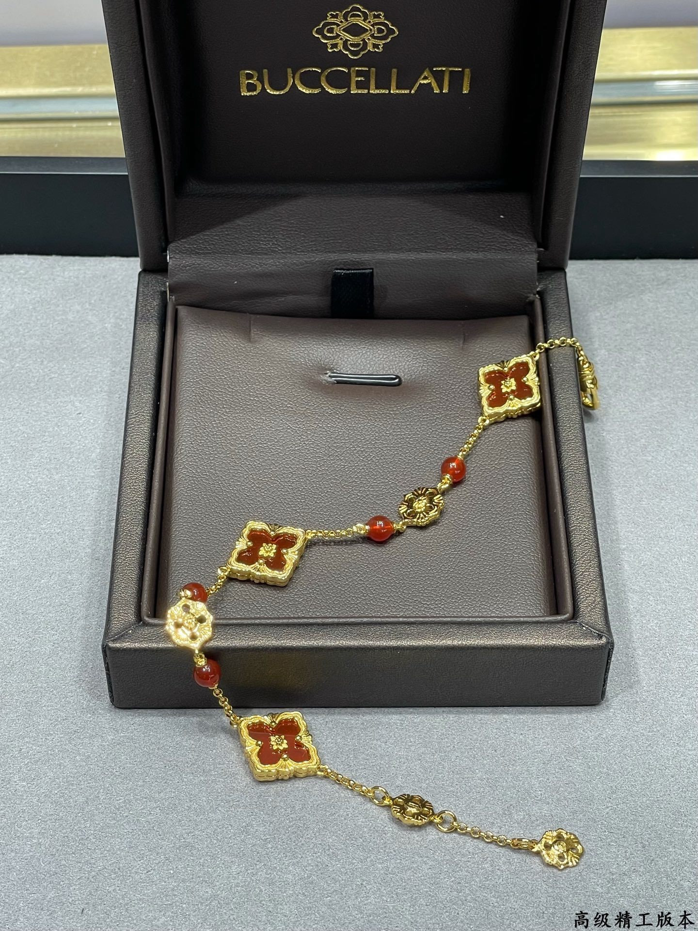 Bvcce11ati three flowers bracelet