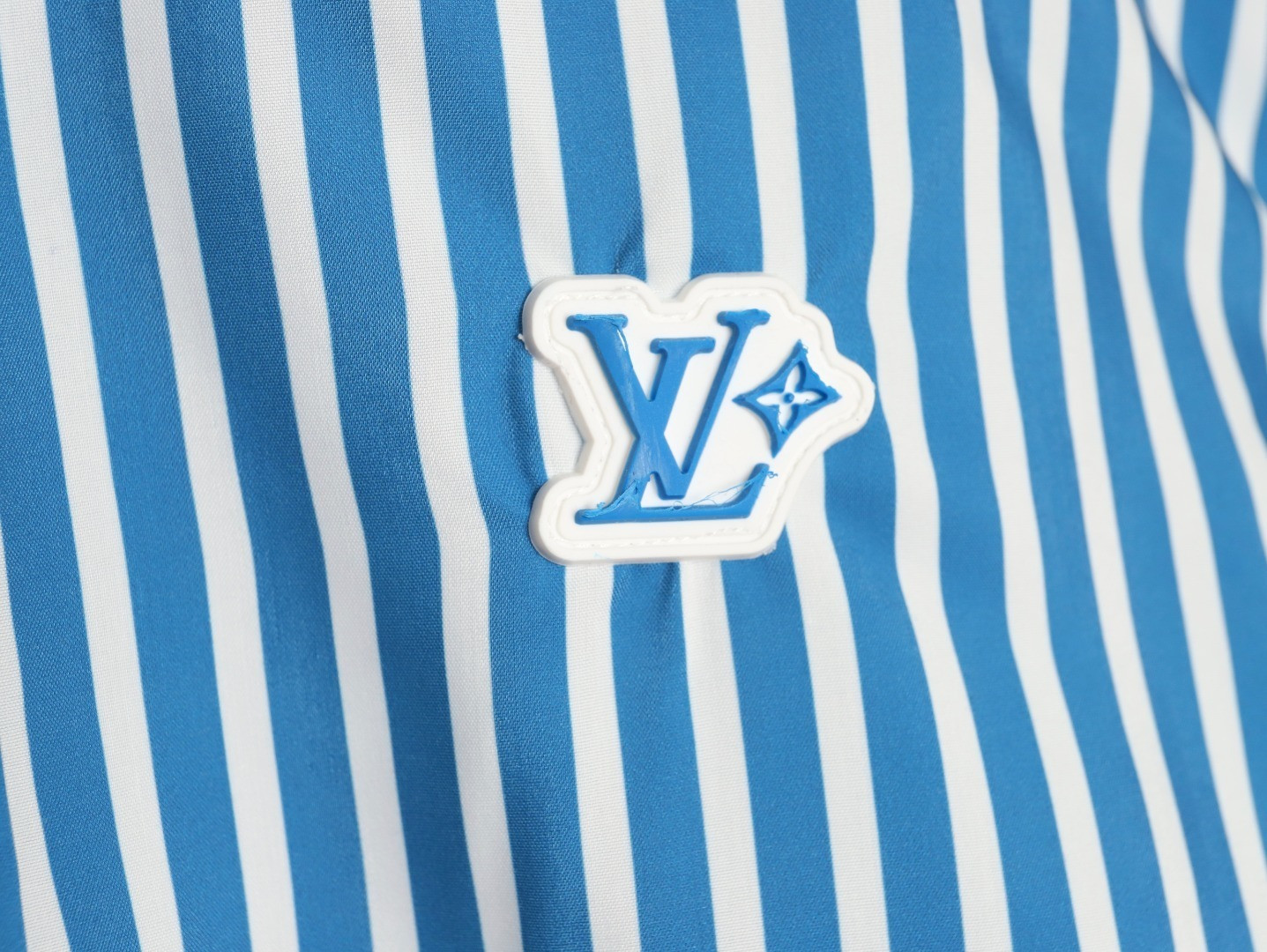 L0*is V*t0n LV Shirts