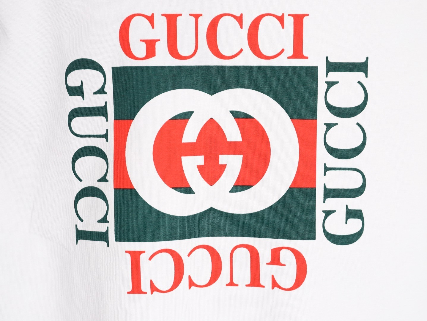G*u*i Long-sleeved T-shirt