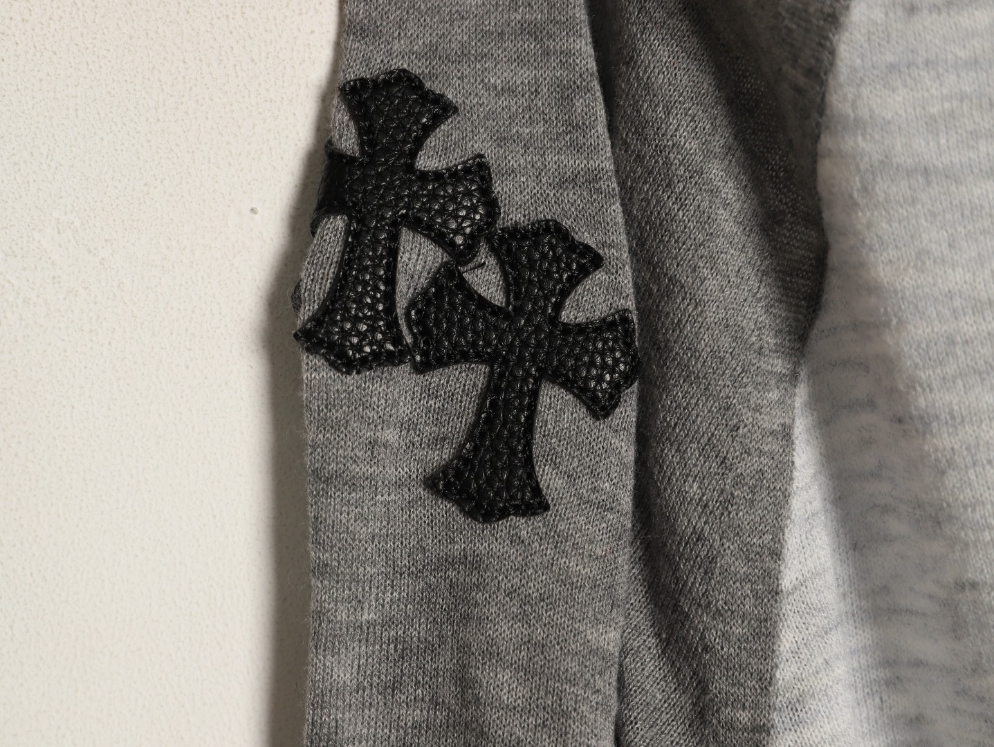 Ch**me He**ts ch knitting long-sleeved t-shirt