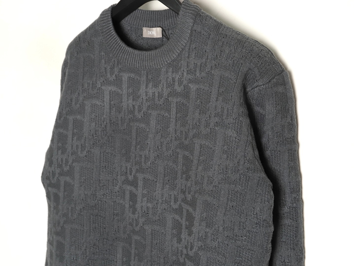 D*0r CD 25ss Sweaters