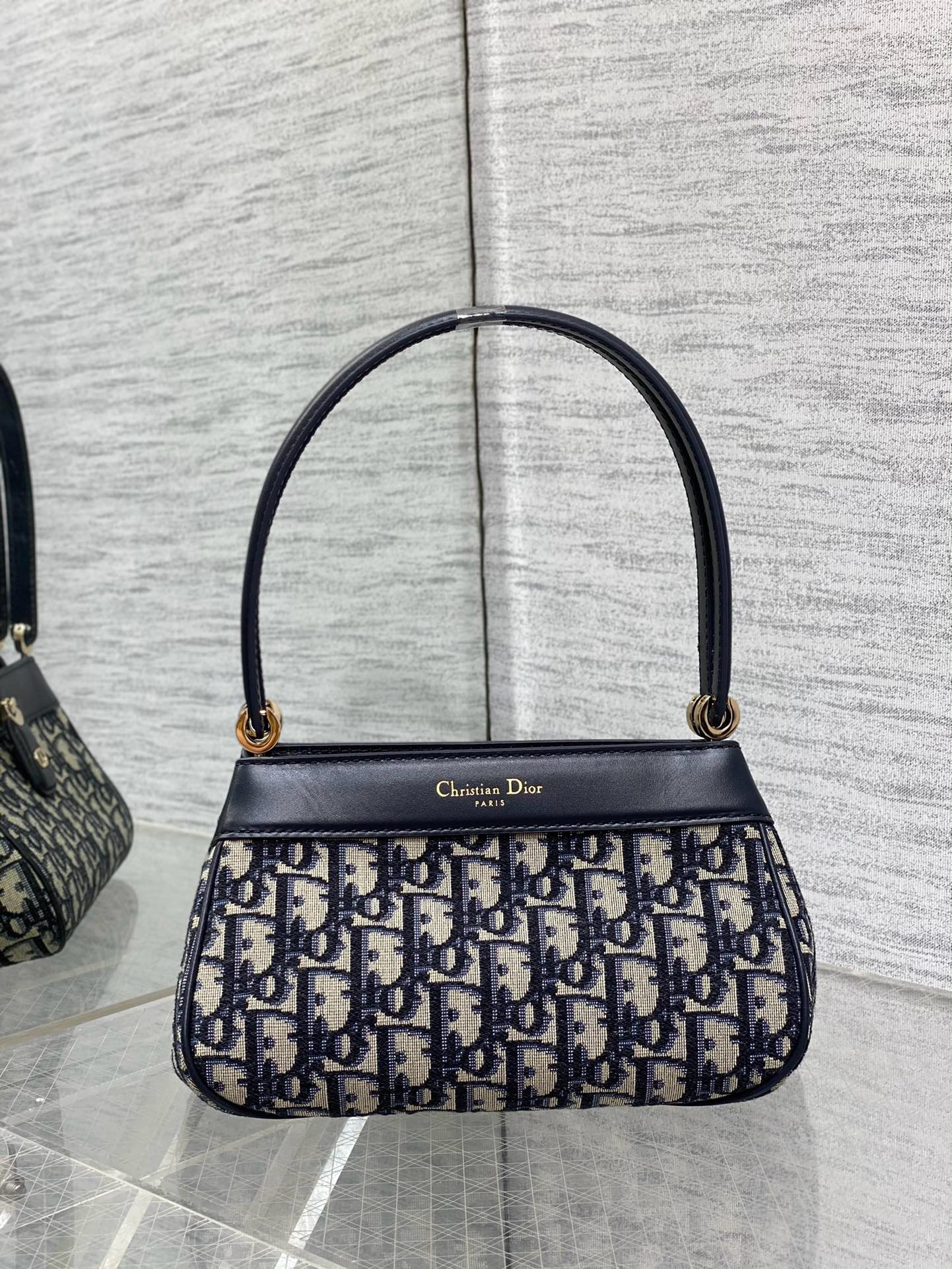 Ch**an D*0r SMALL D*0r KEY BAG 8.5x5x4.5 in