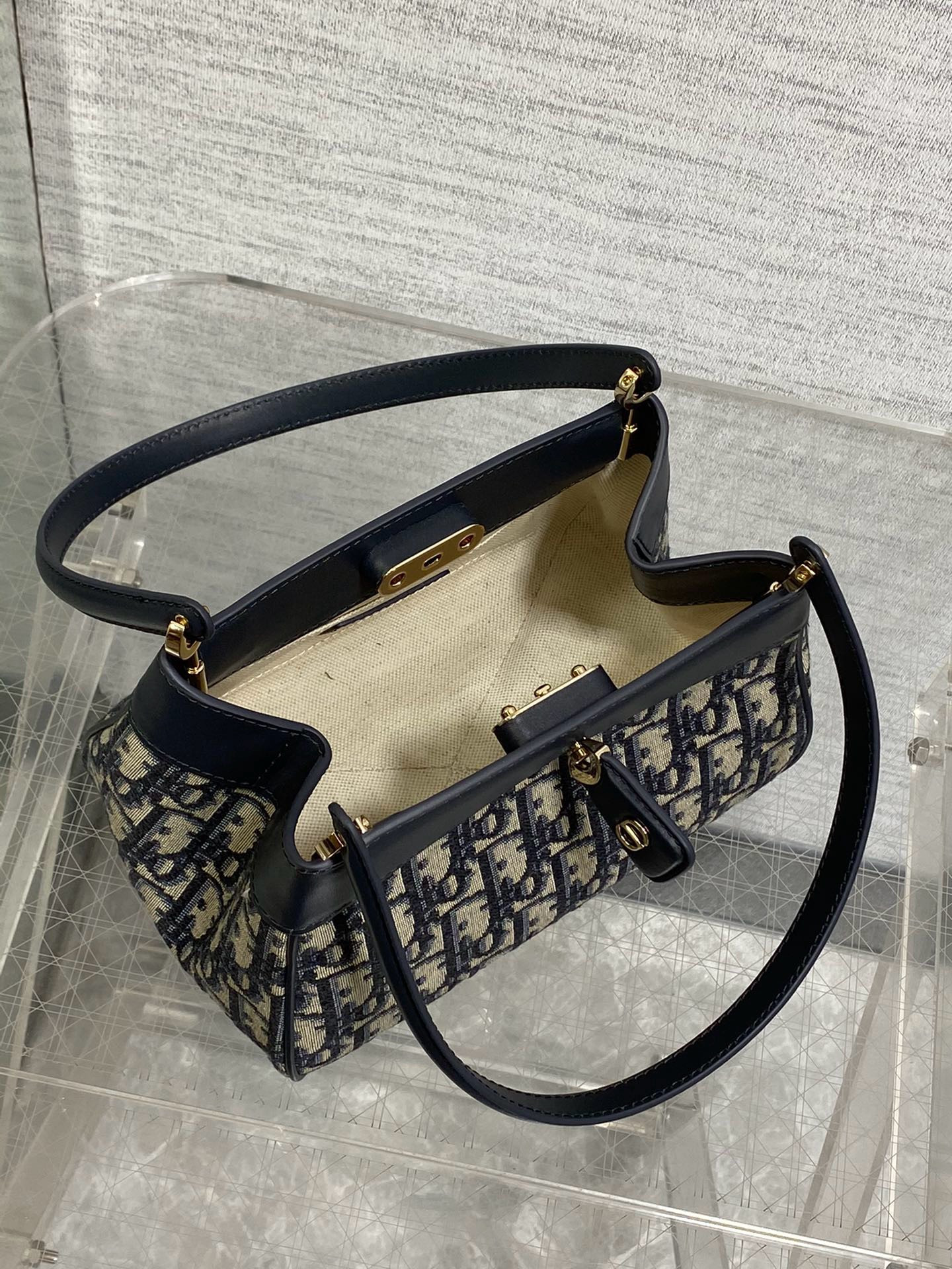 Ch**an D*0r SMALL D*0r KEY BAG 8.5x5x4.5 in