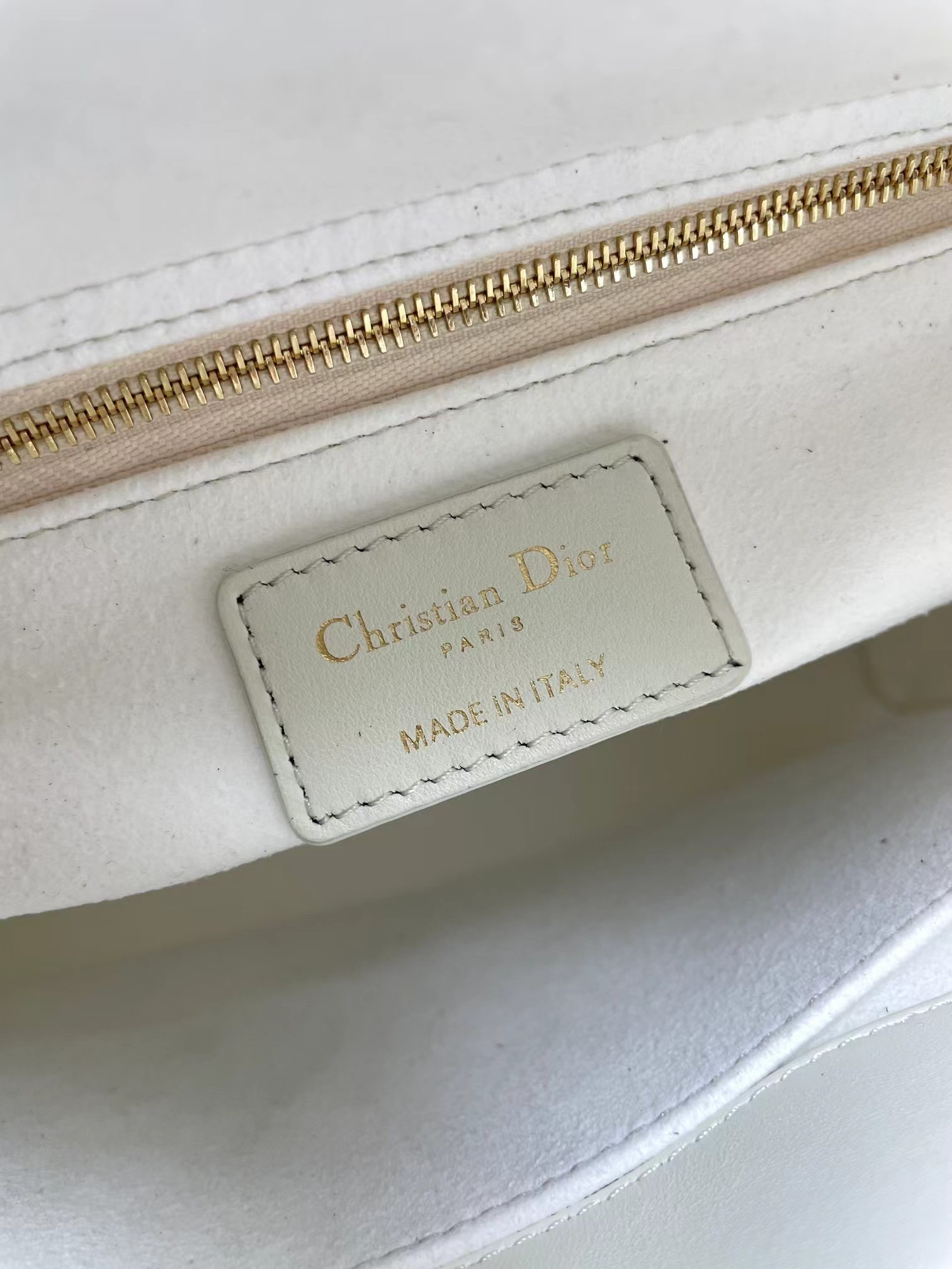 Medium Lady D*0r Bag 24 x 20 x 12 cm