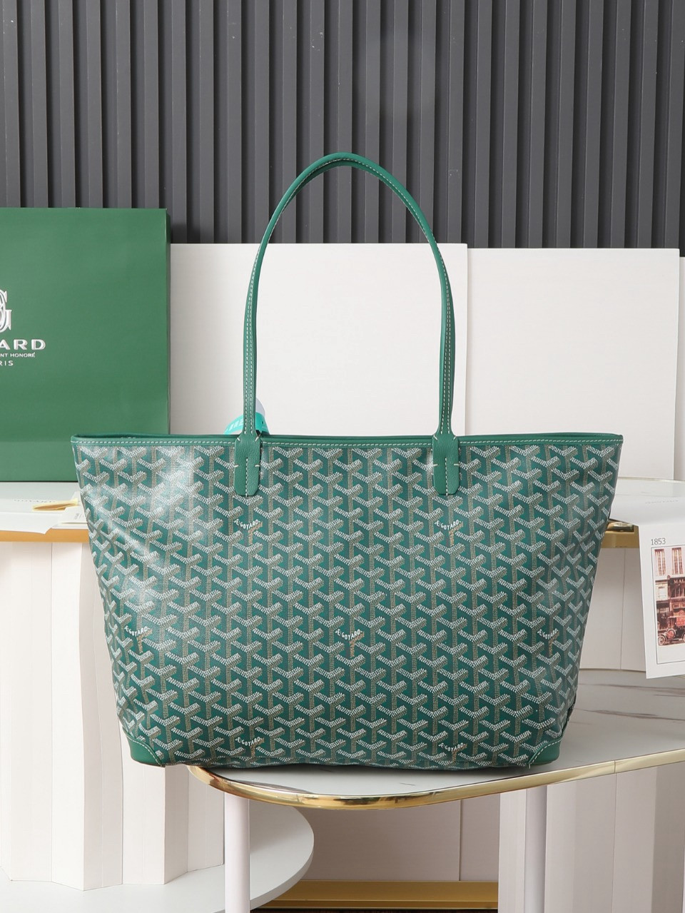 Go*ard Saint L0*is Zipper Bag 30cm x 17cm x 50 cm