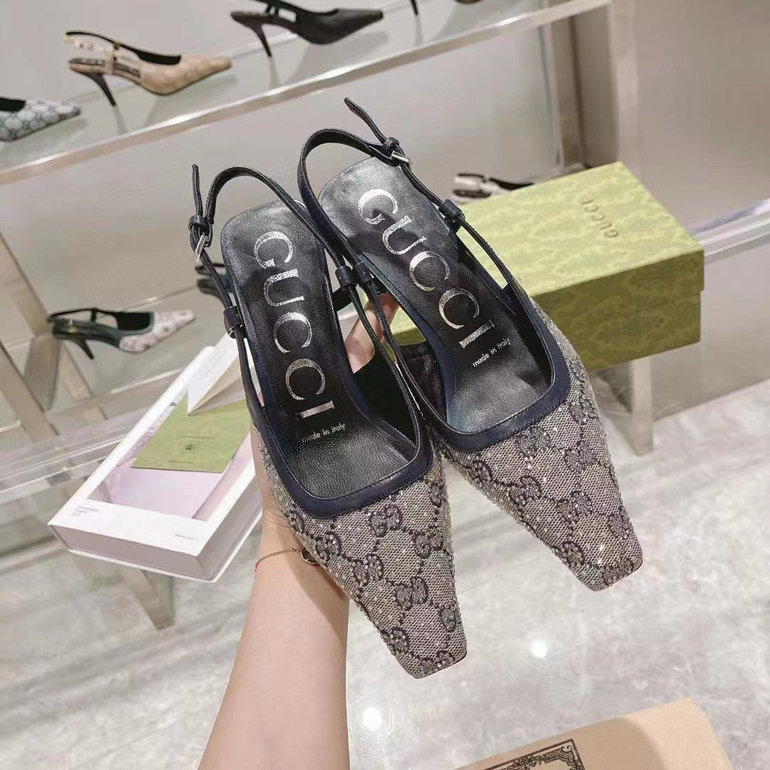 UA G*u*i WOMEN