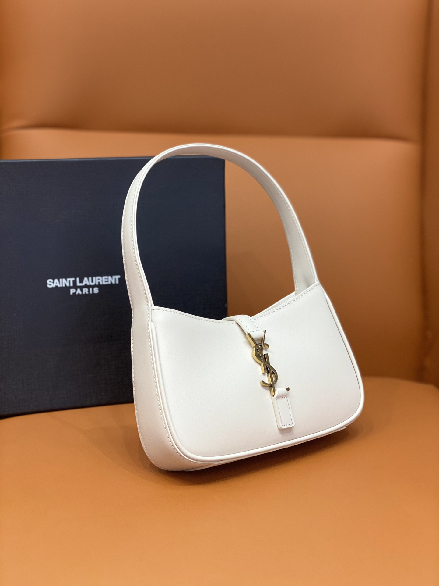 Y*L MINI LE 5 À 7 IN SMOOTH LEATHER BLANC VINTAGE 19 X 11.5 X 4.5 CM
