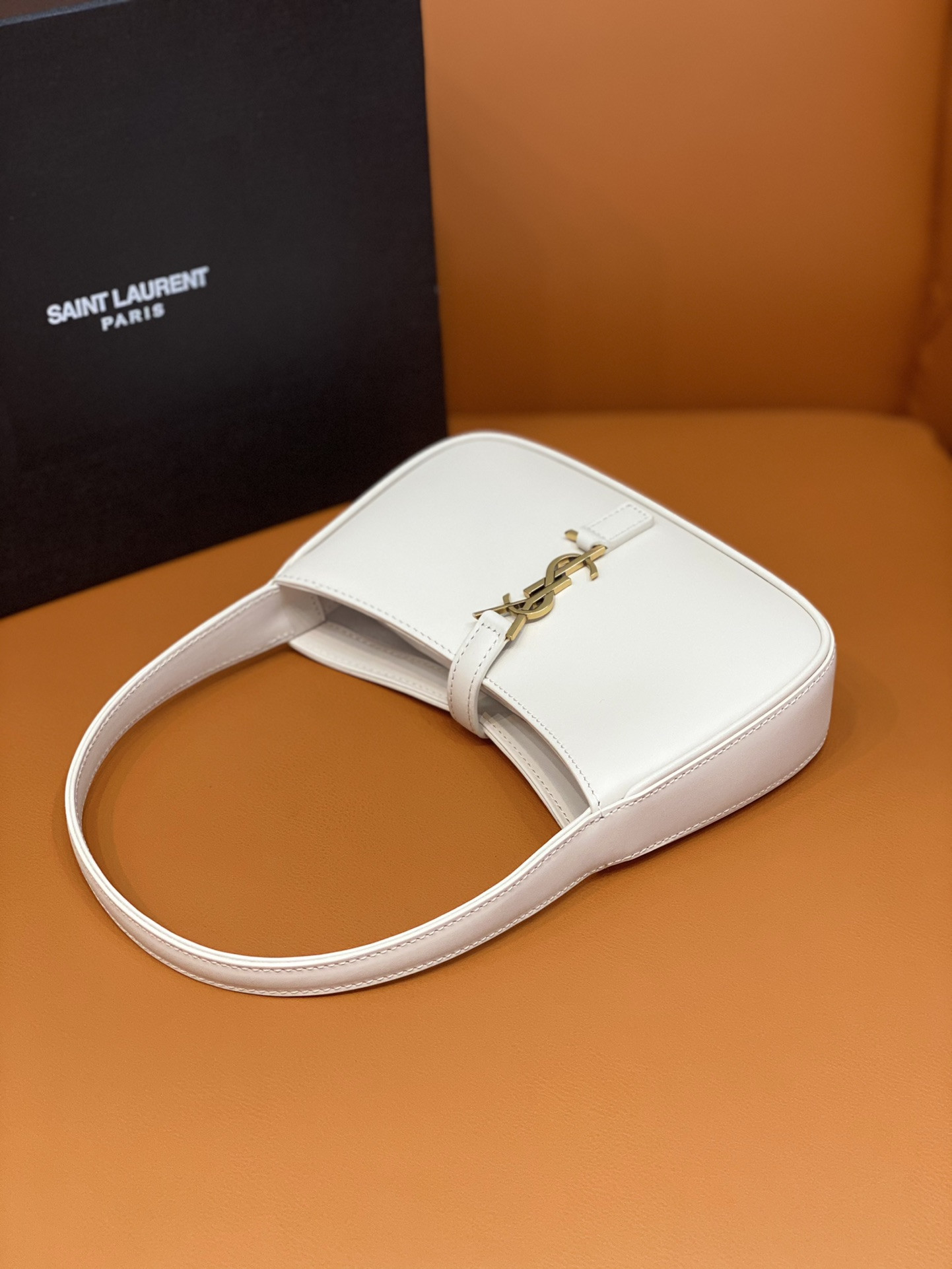 Y*L MINI LE 5 À 7 IN SMOOTH LEATHER BLANC VINTAGE 19 X 11.5 X 4.5 CM