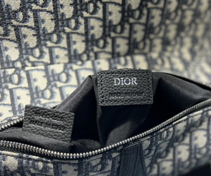 D*0r Saddle Bag Beige and Black D*0r Oblique Jacquard 26 x 19 x 4.5 CM