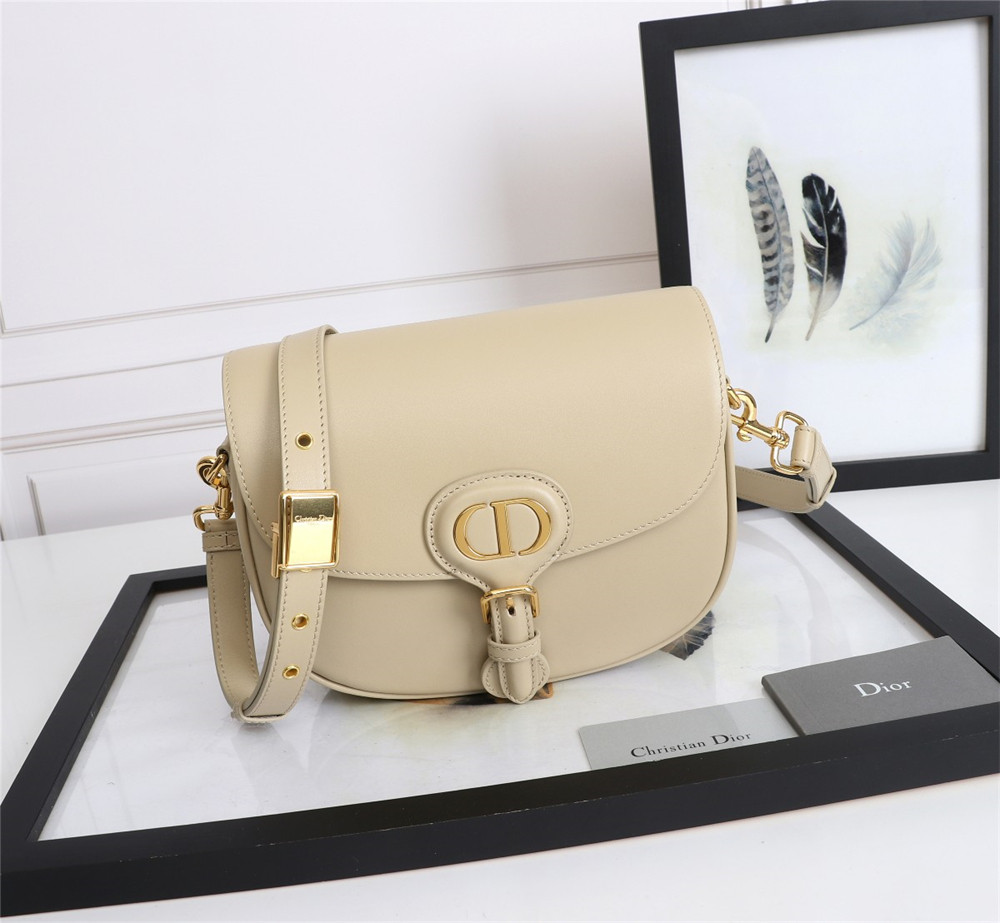 MEDIUM D*0r BOBBY BAG Beige Box Calfskin