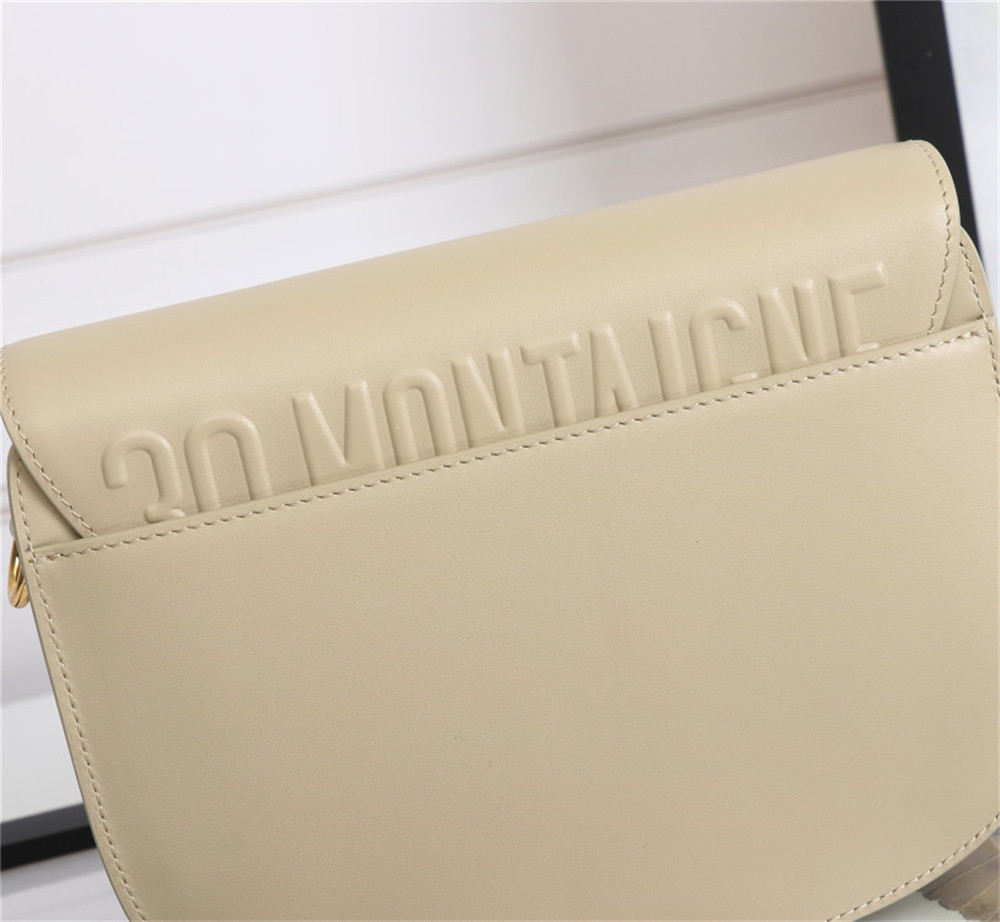 MEDIUM D*0r BOBBY BAG Beige Box Calfskin