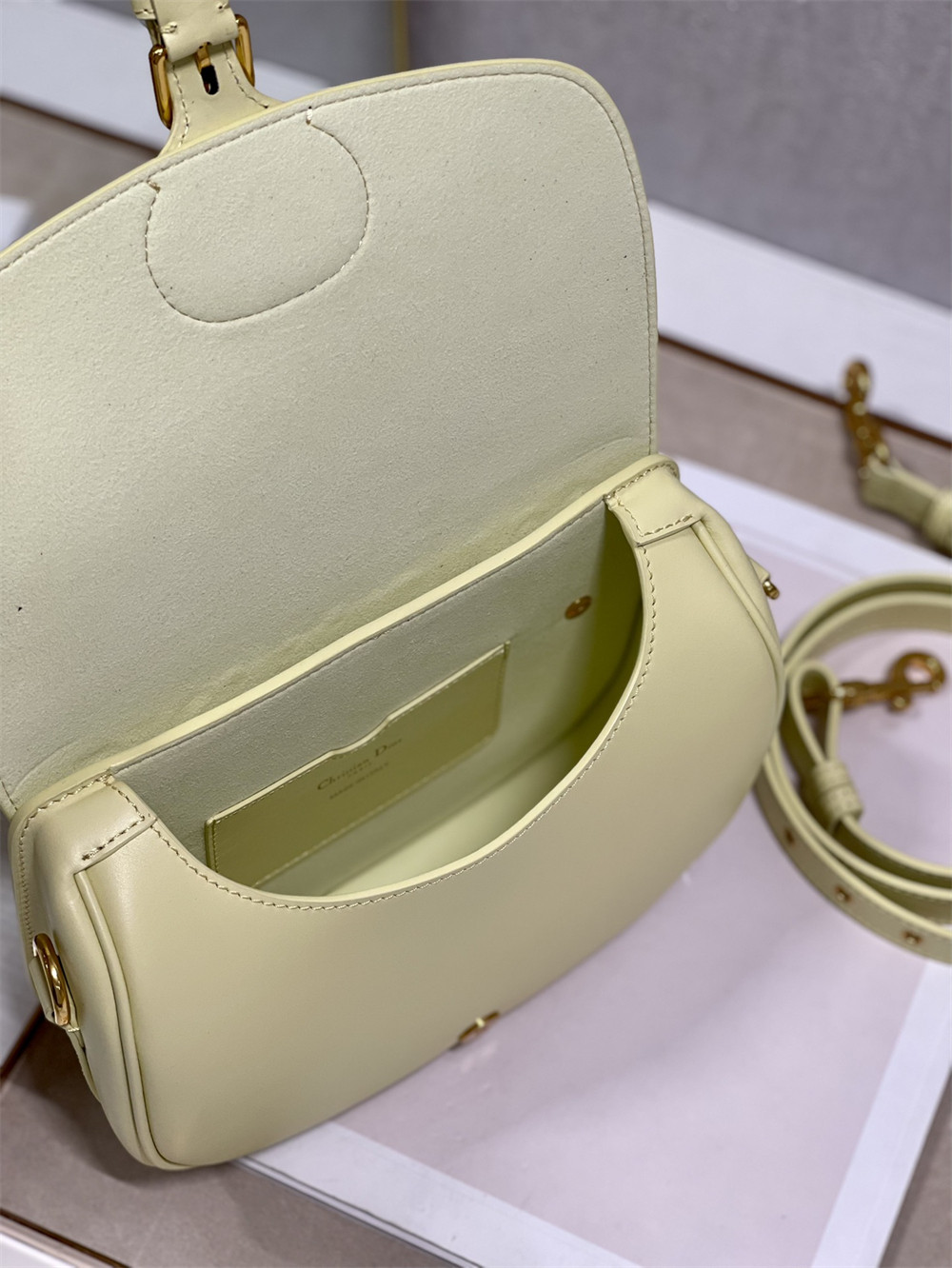 MEDIUM D*0r BOBBY BAG Light Green Box Calfskin